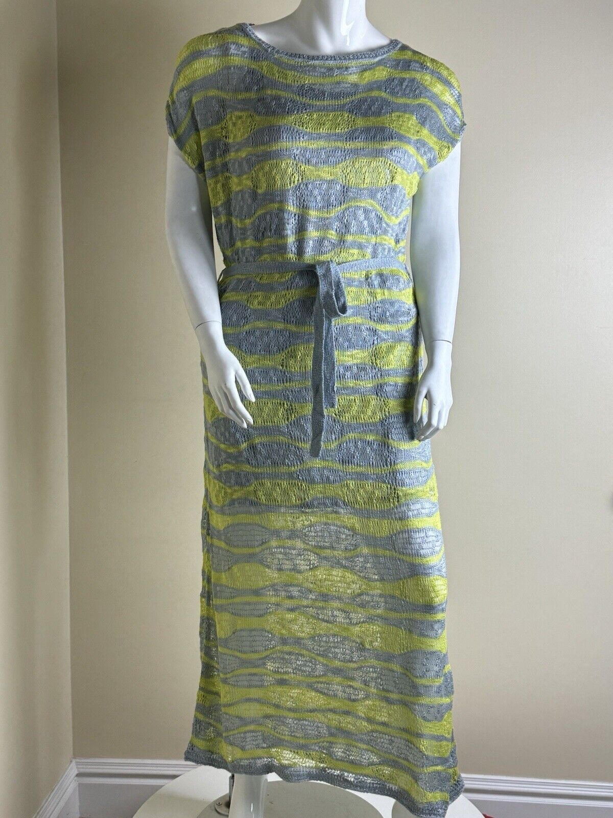 $180 VERTIGO Crochet Shift Dress Lined Sz XL