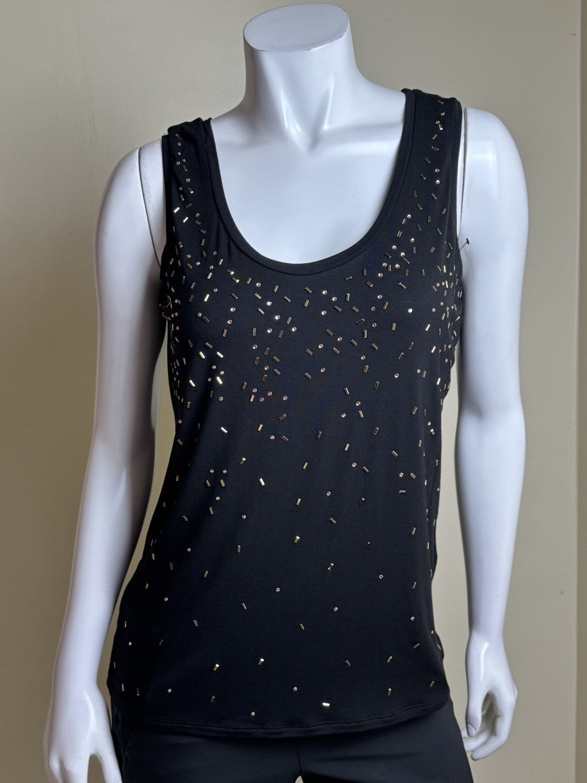 $44 CALVIN KLEINWomen’s Tank Top W/ Rhinestones Size L.       (B.044)