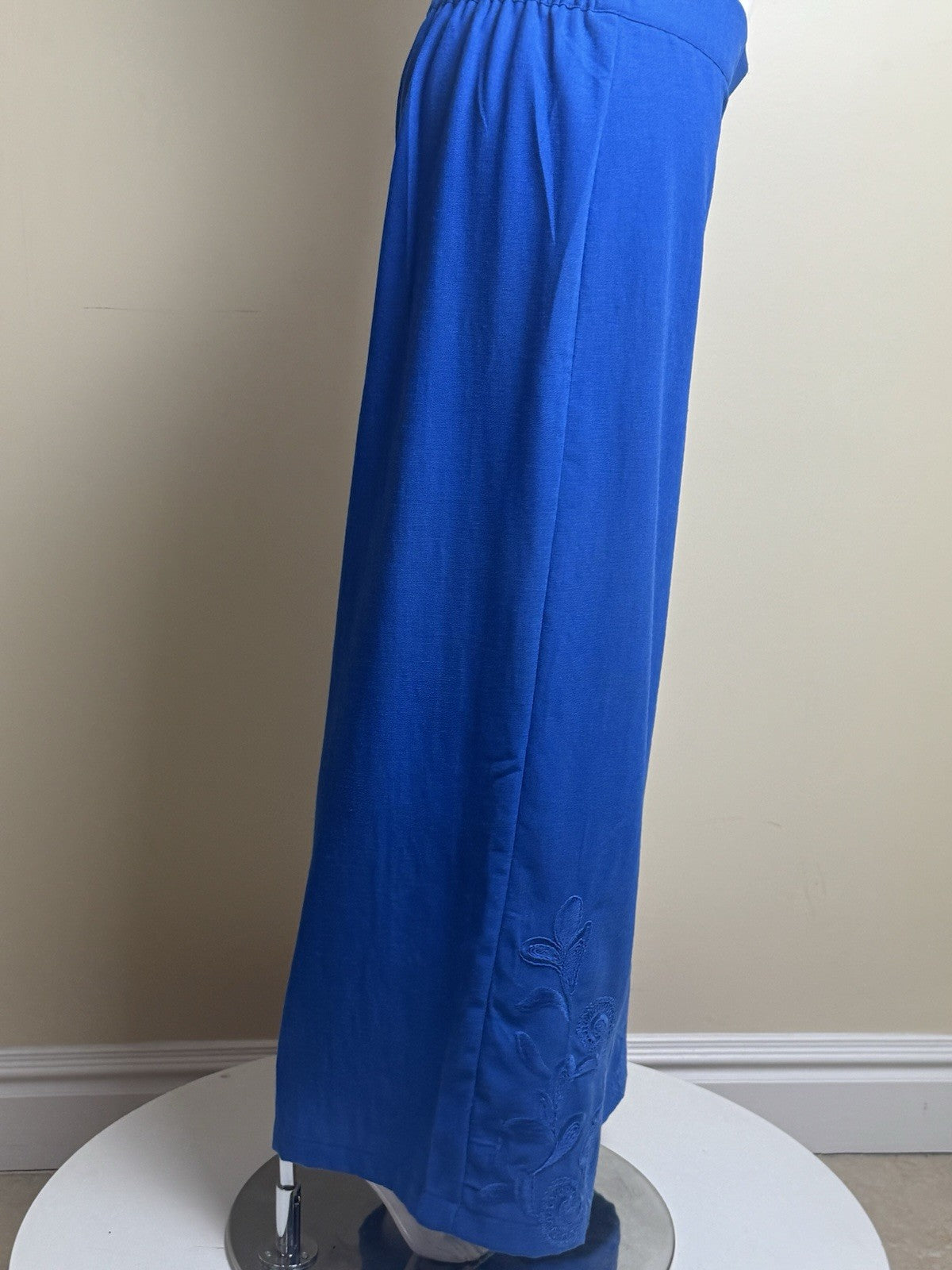 $89 Adrianna Papell Women's Embroidered Trousers Pants Sz L.      (B.182)