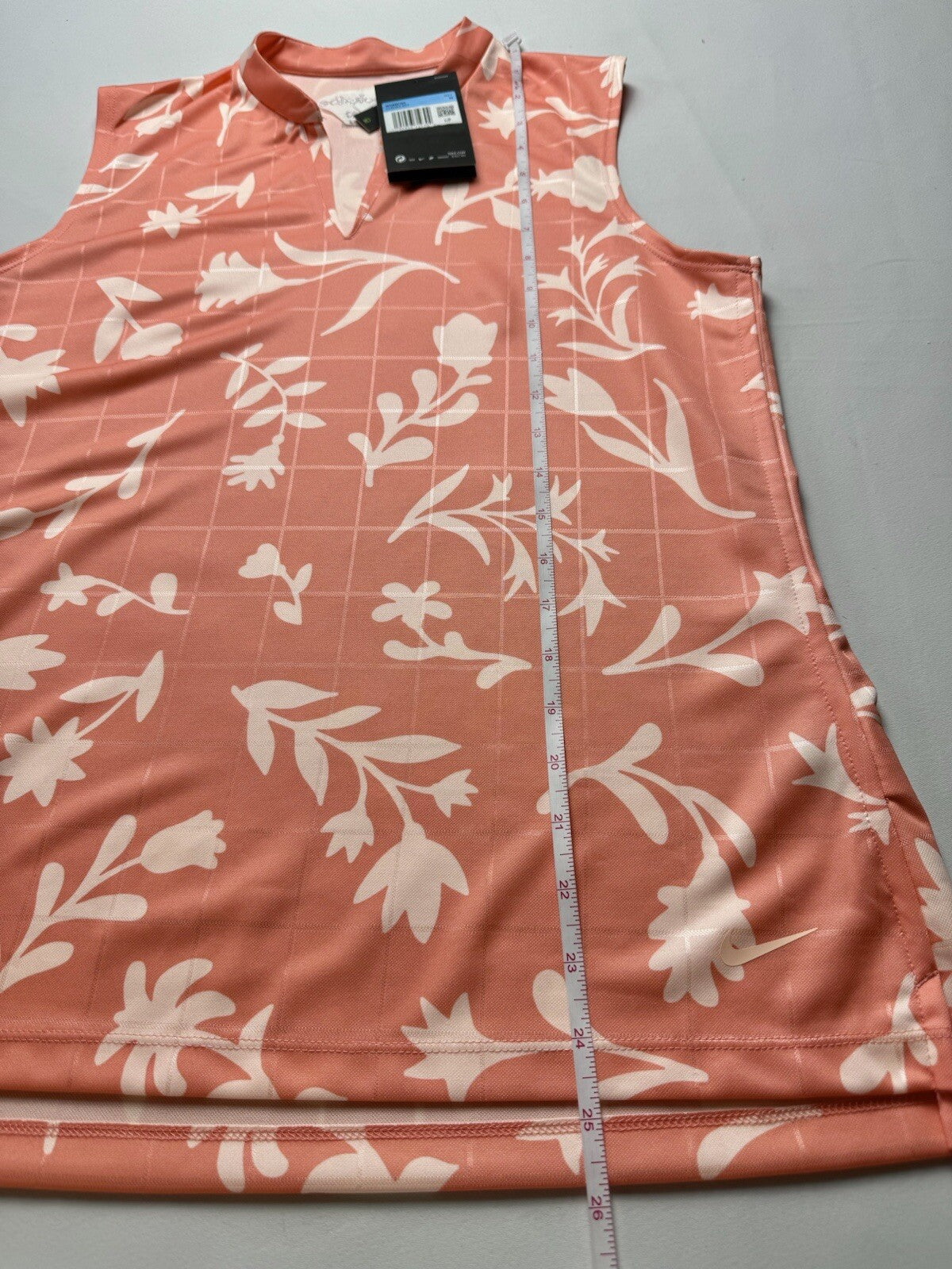 Nike Women’s Top Golf Sleeveless Shirt Sz M (B.80)