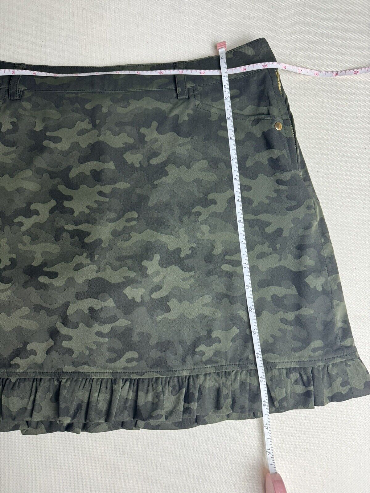 Brendratti Women’s Golf Skirt Skort Tennis Camo Sz L. Ital 46.  (69)