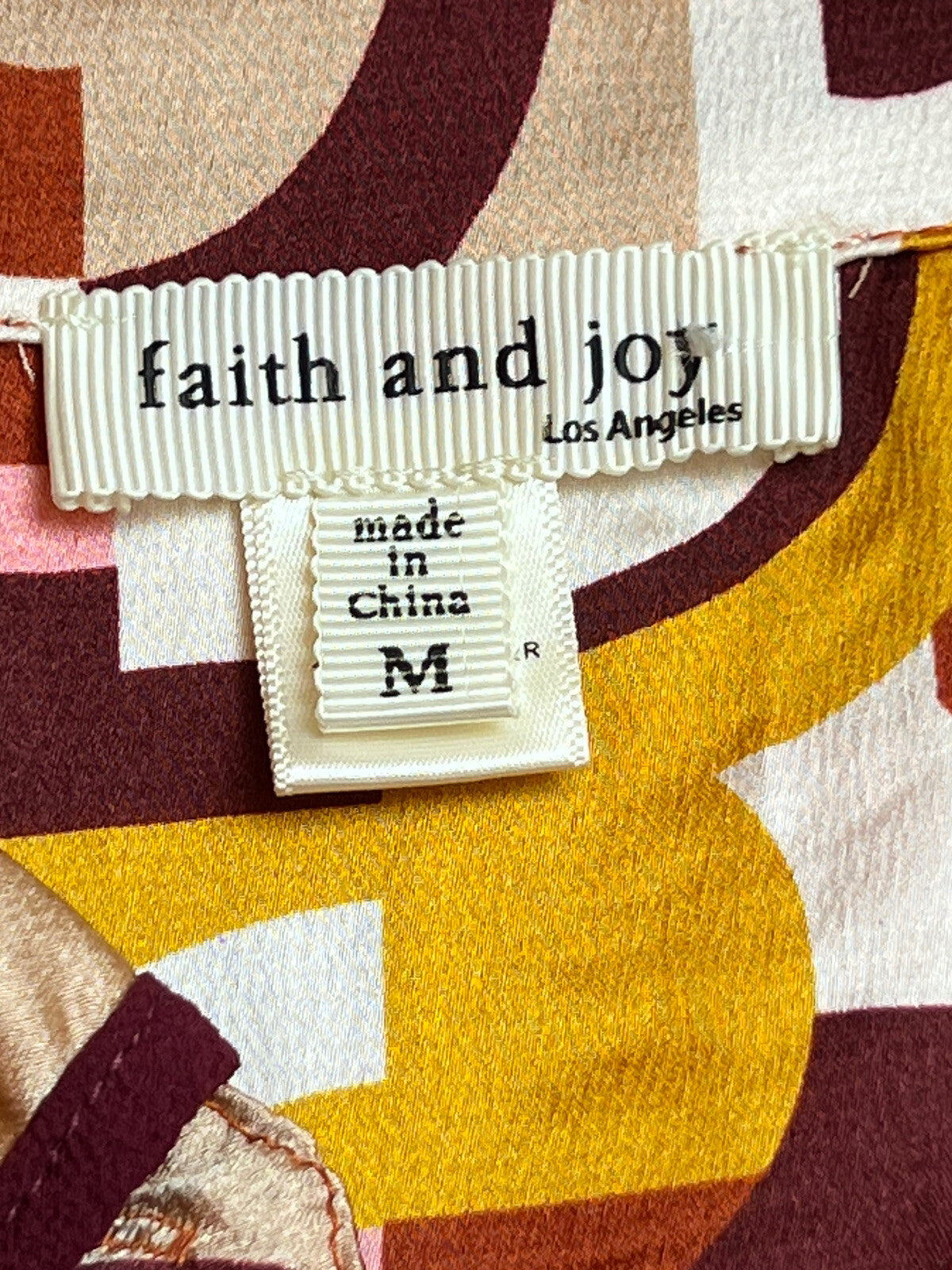 Faith and Joy Women’s Shirt Short Sleeve Multicolor Sz M