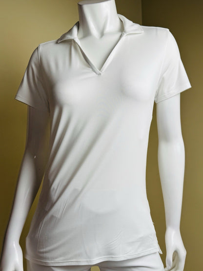 Puma Women’s Golf Shirt Sz S.   (B.170)