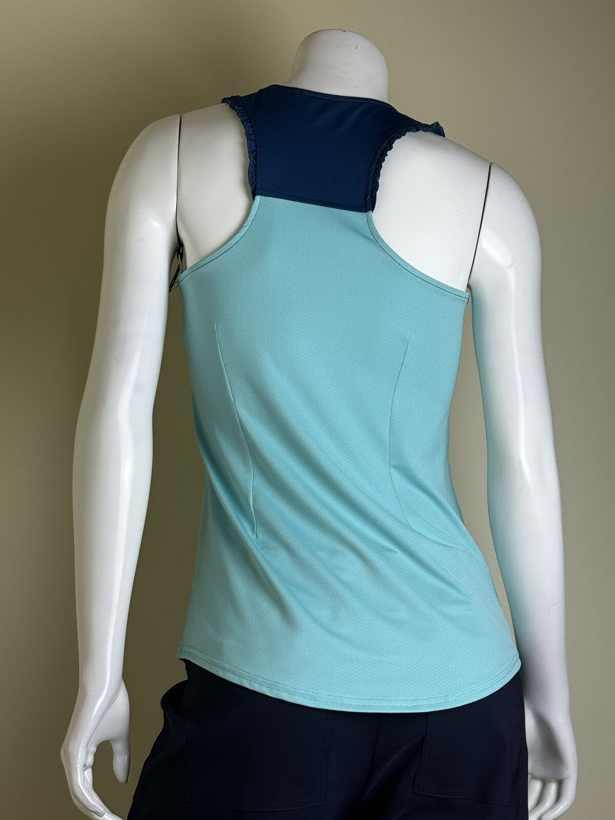 JOFIT Women's Golf Tank/Top Size S.   (B.78)