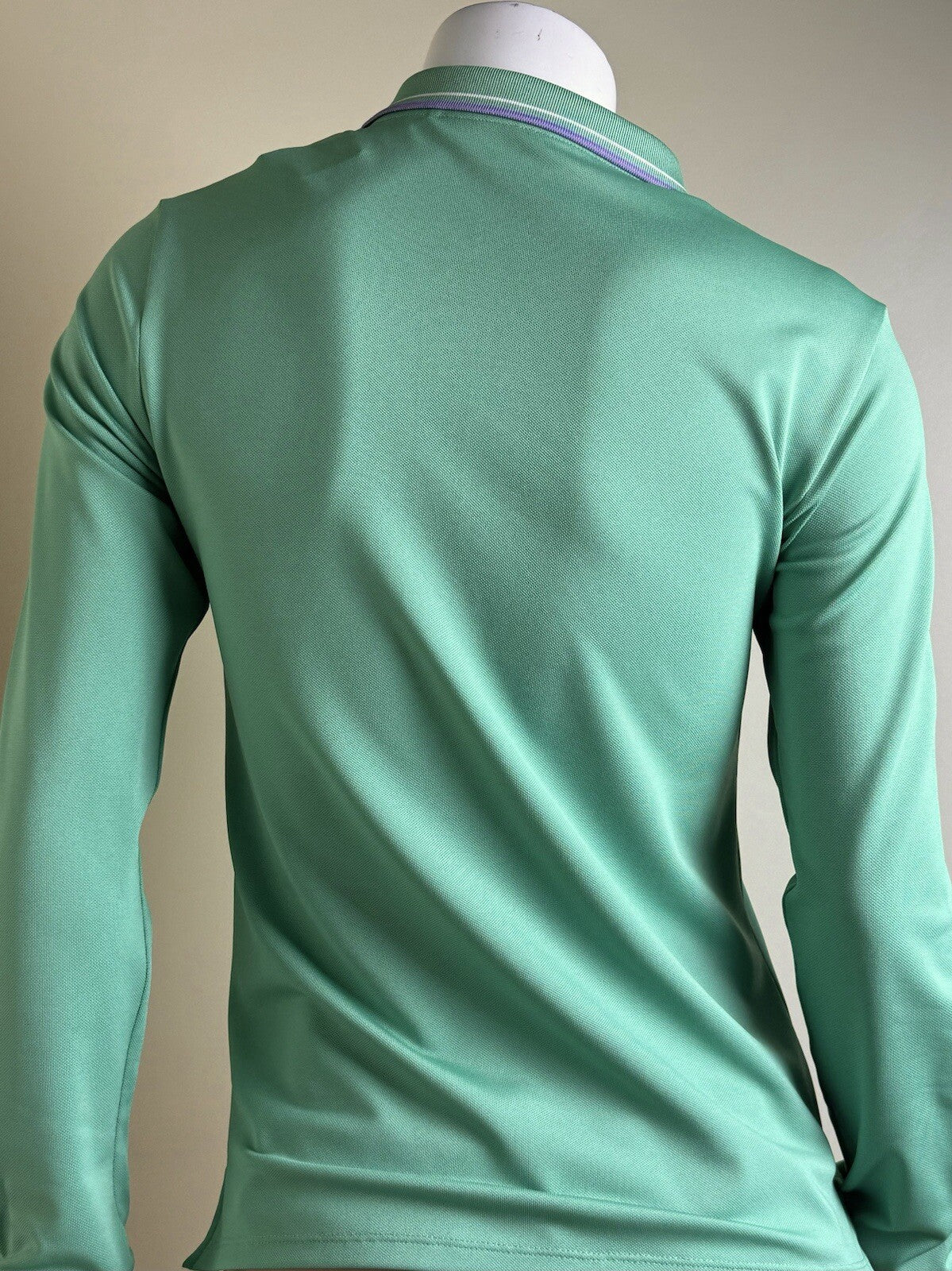 Puma Women's Pullover Sweatshirt Size S.   (B.106/4)