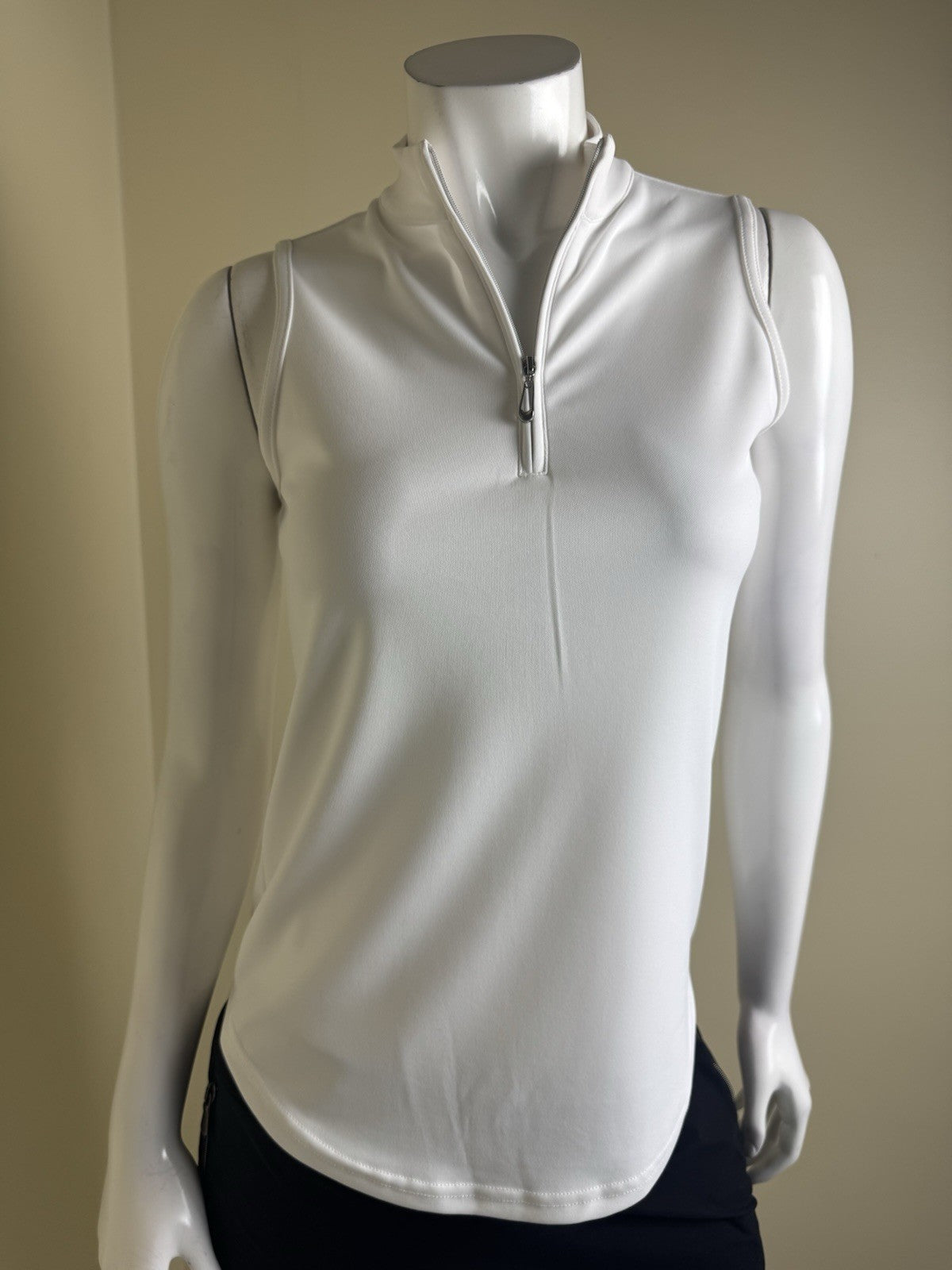 Sport Haley Women's Golf Shirt Sz L.      (B.160)