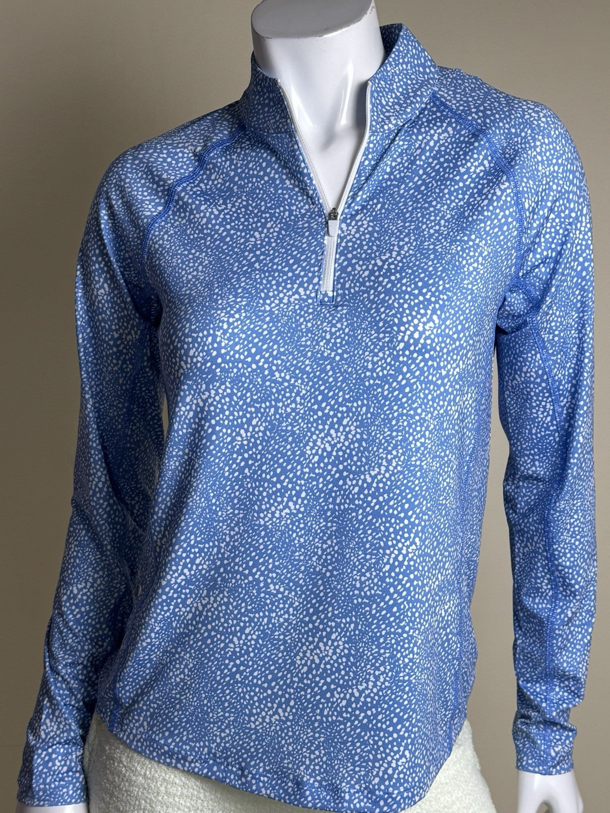 PUMA Women's Golf Sweatshirt Sz S.  (B.163)