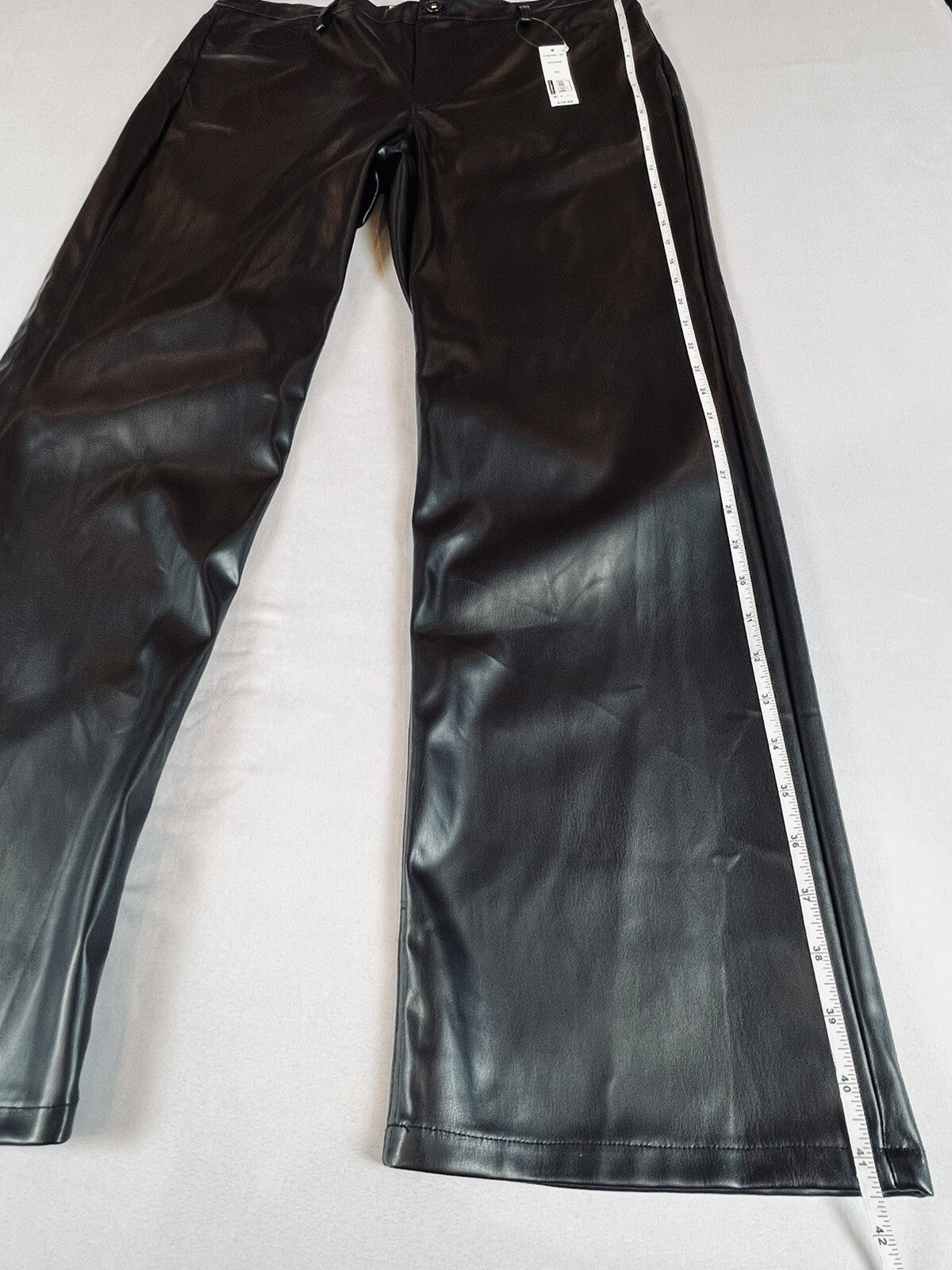 No Boundaries Women’s Faux Leather Black Pants Size 15