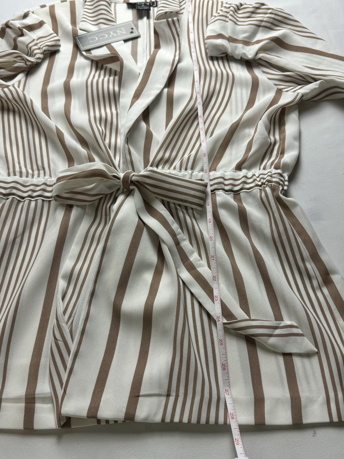 NYCC New York Women’s Striped Cardigan Tan Ivory Size M. (B.53)