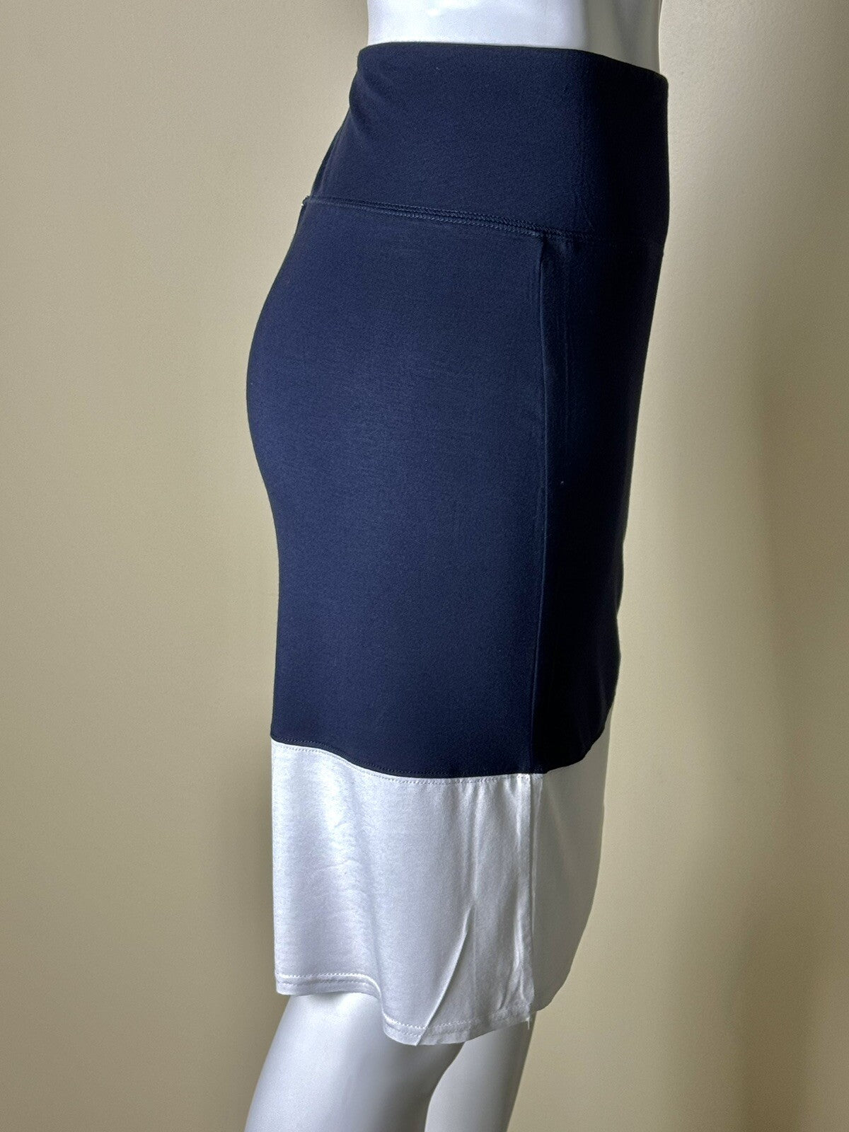 Jofit Women's Skirt Golf Tennis Size S.     (54)