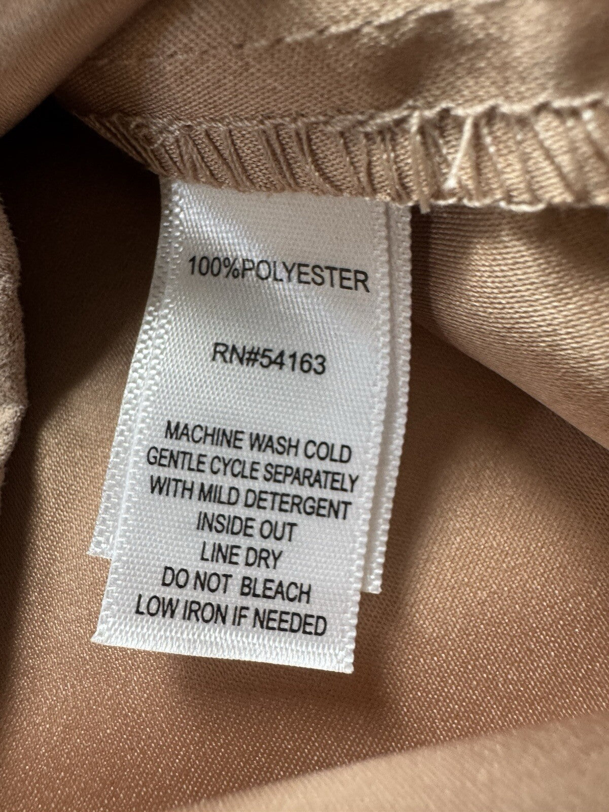 Marc New York Women’s Blouse Sz M.   (B.130)