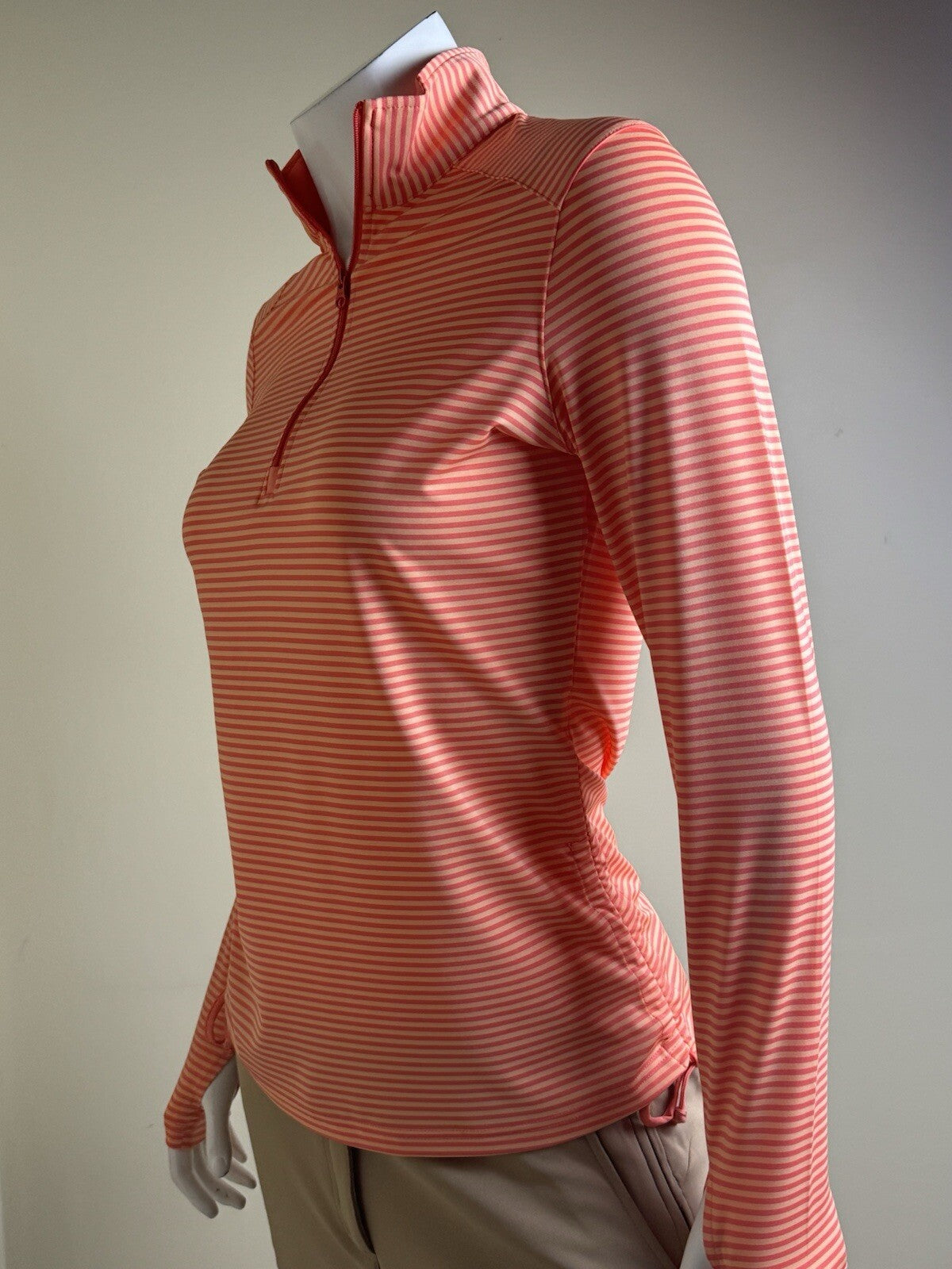 Straight Down Women's Golf Sweatshirt Sz S.  (B.106)