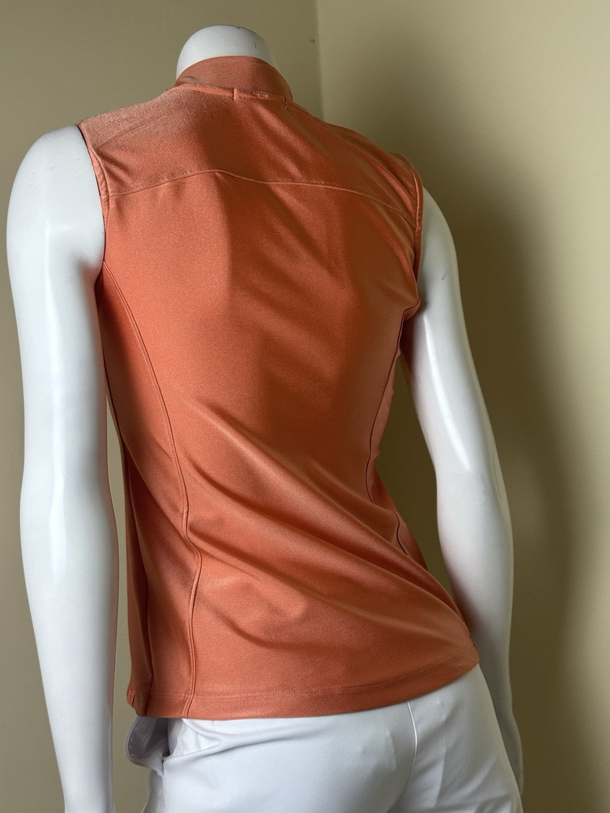 FIA Green California Women’s Top Sz M Golf Shirt.       (B.161)