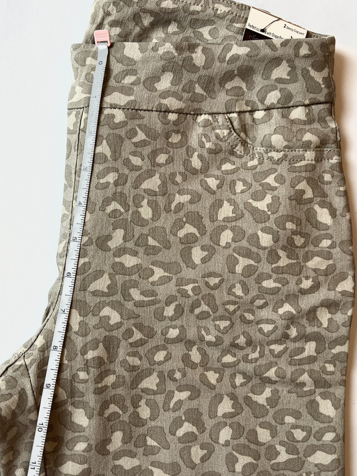 Slim Sation Women’s Pull on Pants Size 2 Stretch Leopard (10)