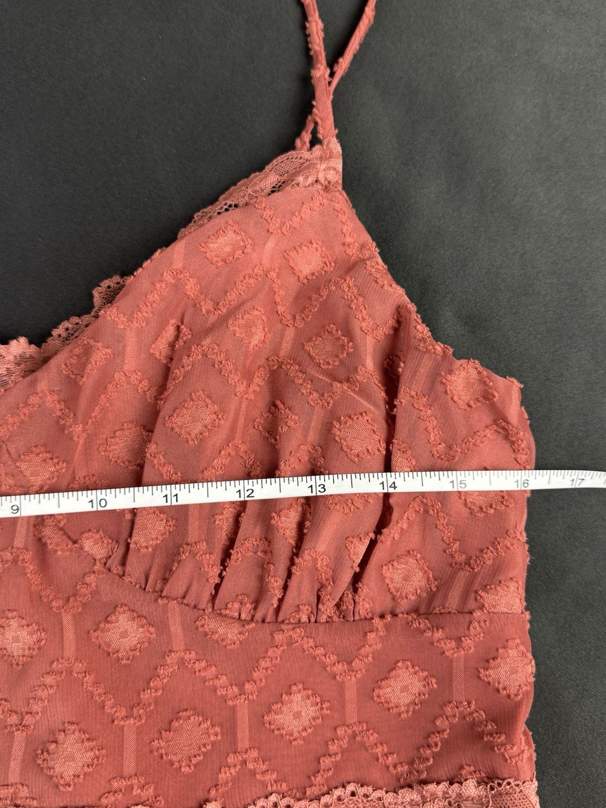 Max + Ash Women’s Lace Dress Sz XL.      (B.177)