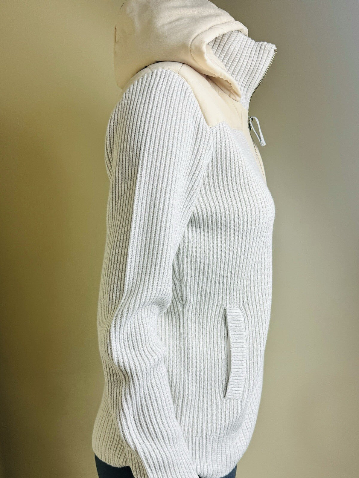 Puma Women's Hooded Golf Sweater Size S.   (B.112/6)
