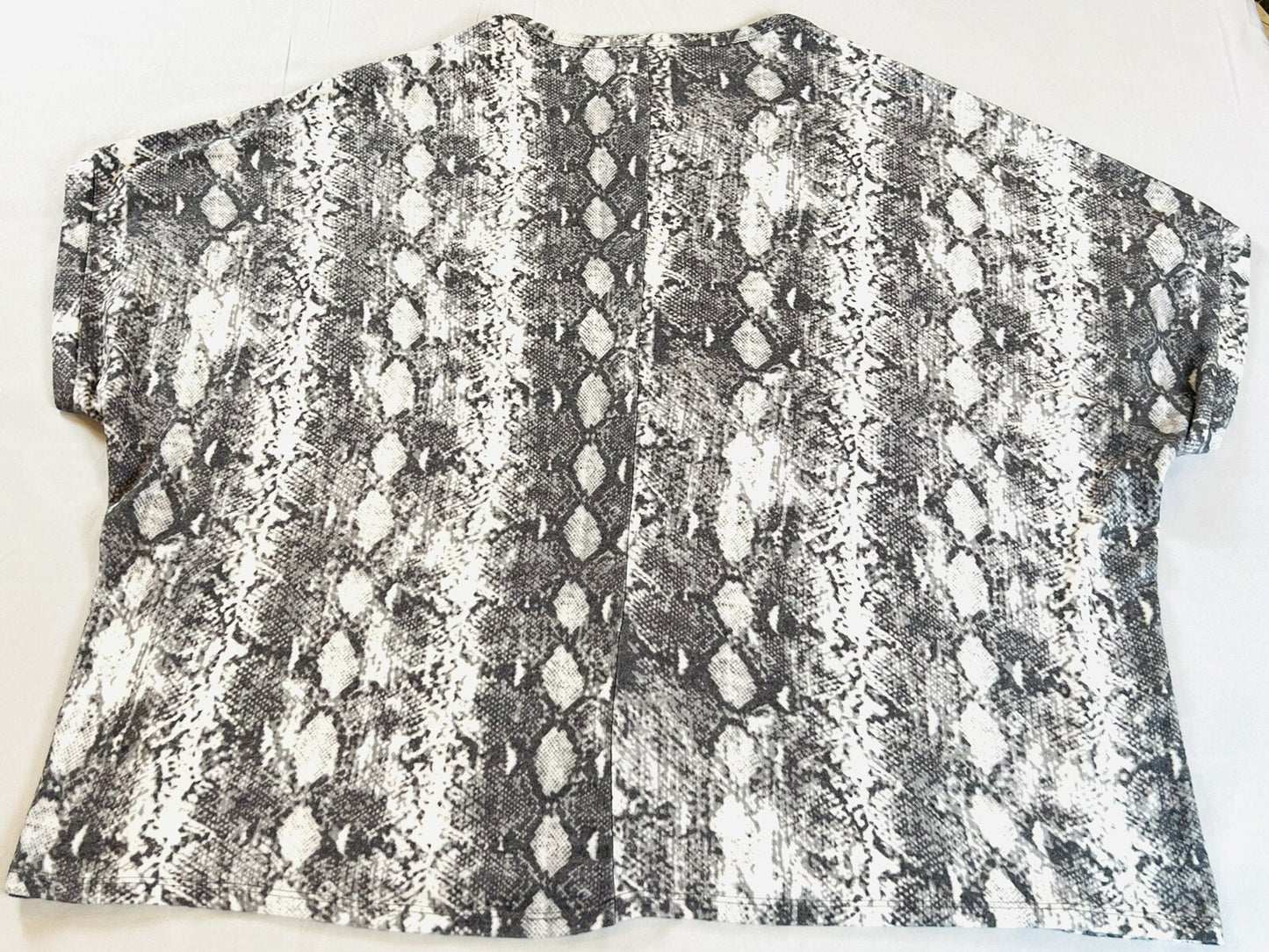 Philosophy Snake Short Women's Sz 2X