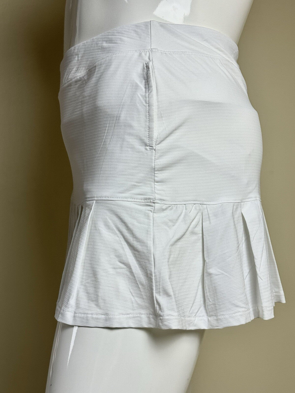 Sport Haley Women’s Golf Skirt Skort Sz L  (B.88)