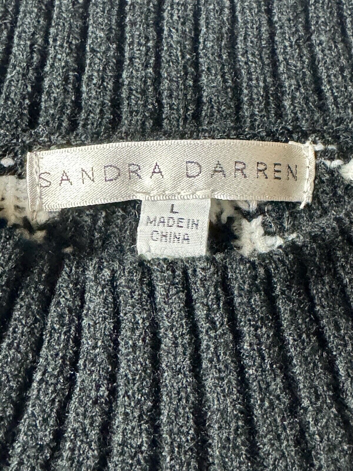 SANDRA DARREN Sweater Dress Sz L