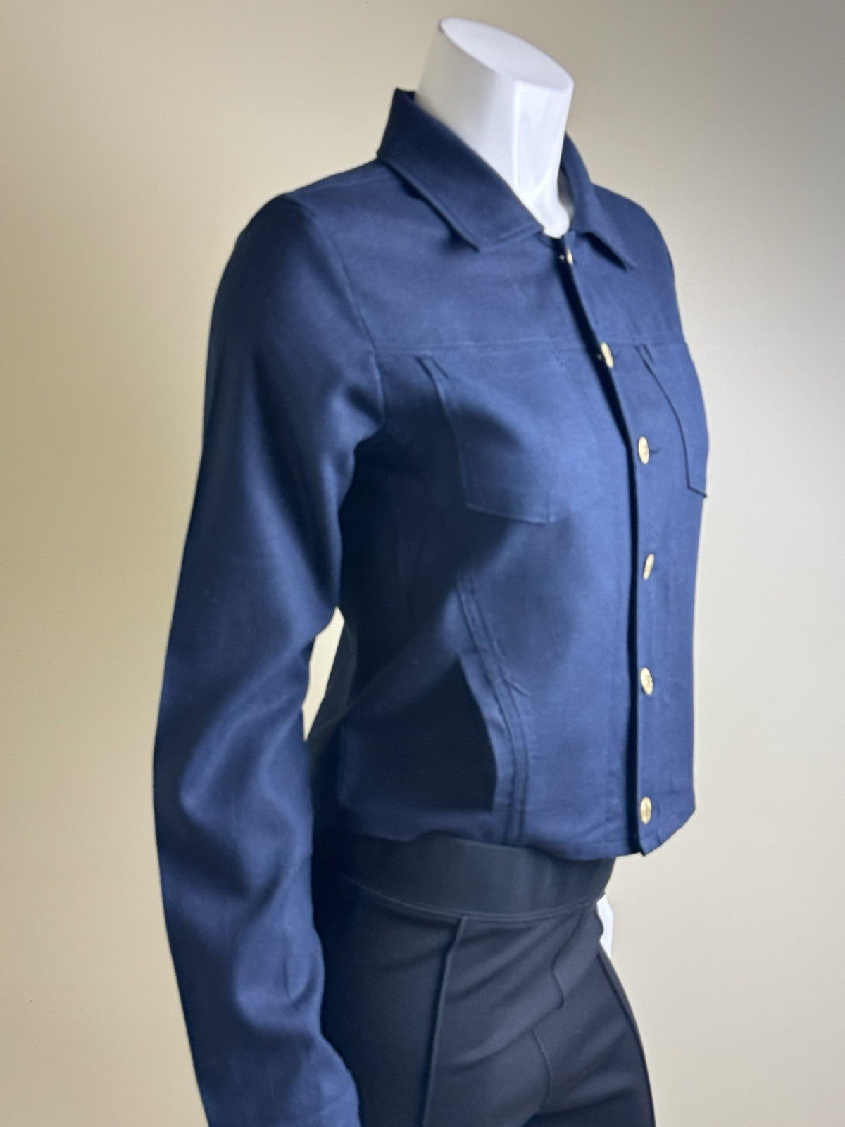 $179 Ellen Tracy Women's Long Sleeve Shirt Sz S.  (B.150)