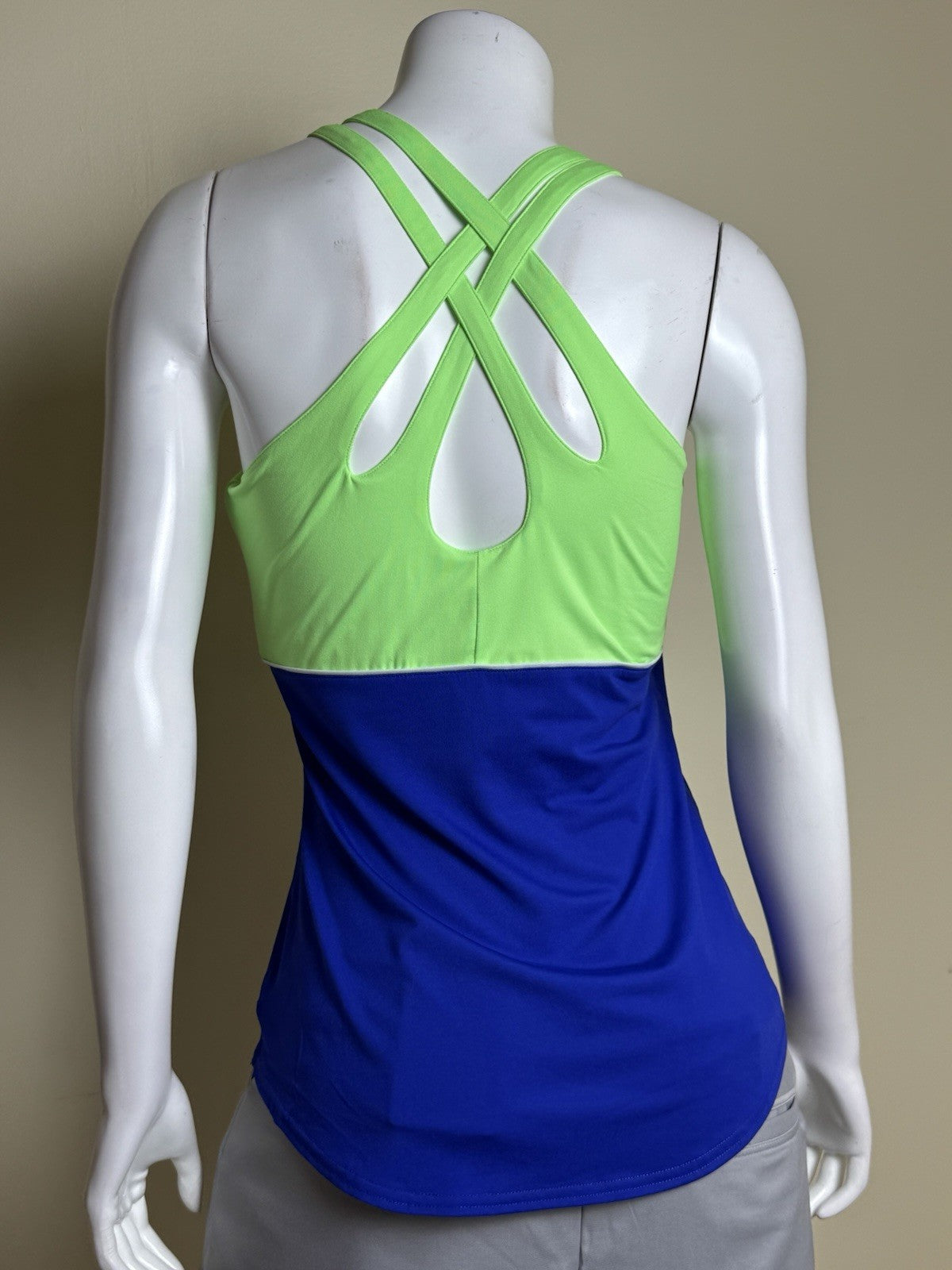 JOFIT Women's Golf Tank/Top Size S.   (B.070)