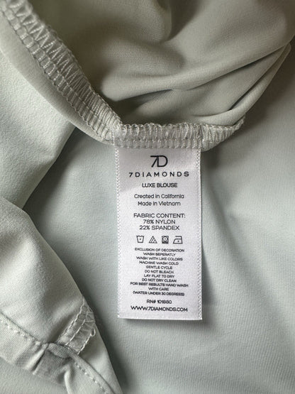 7 Diamonds Women’s Long Sleeve Shirt Size S     (B.159)
