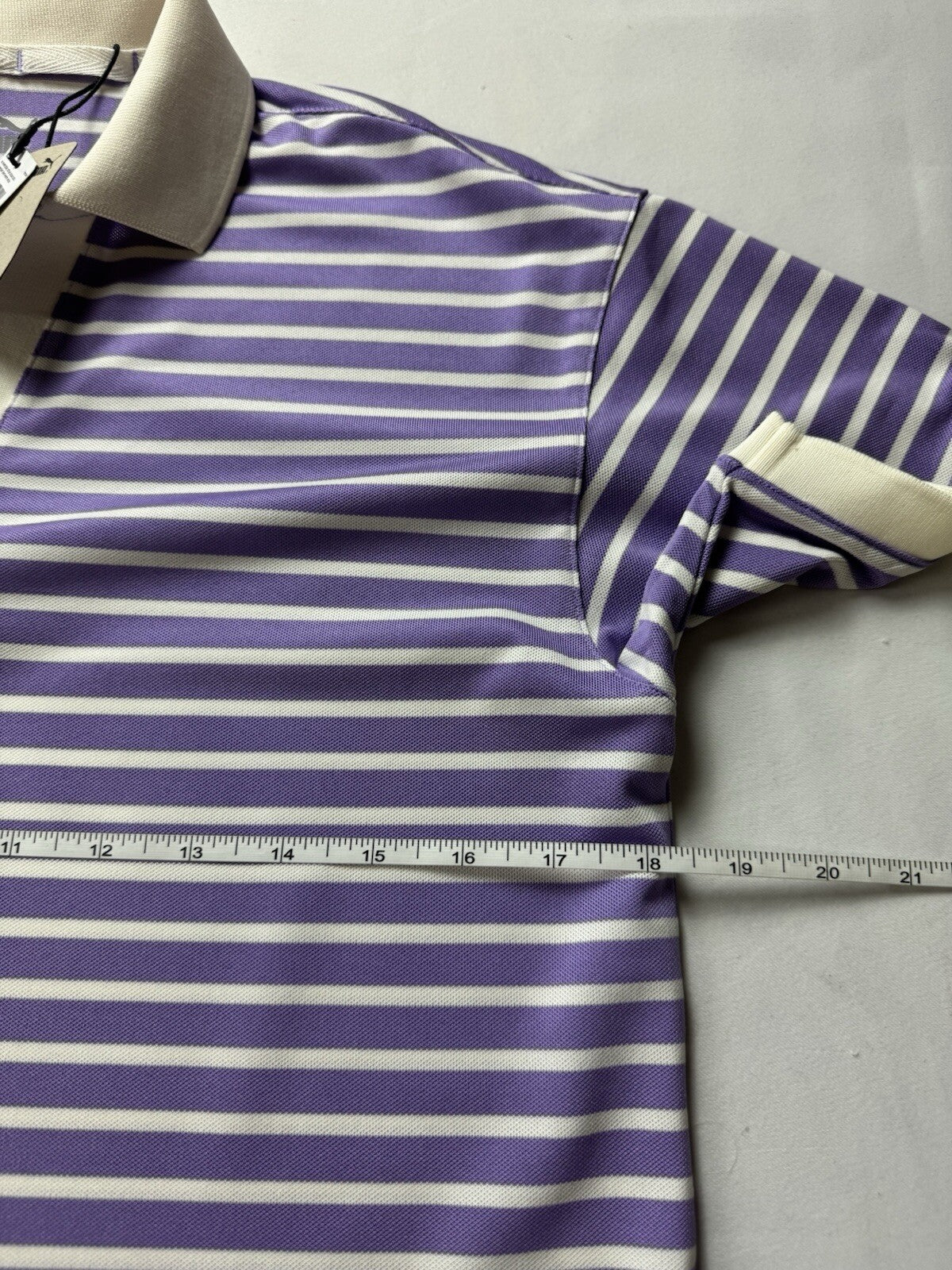 Puma Women’s Golf Shirt Sz S.   (B.130/5)