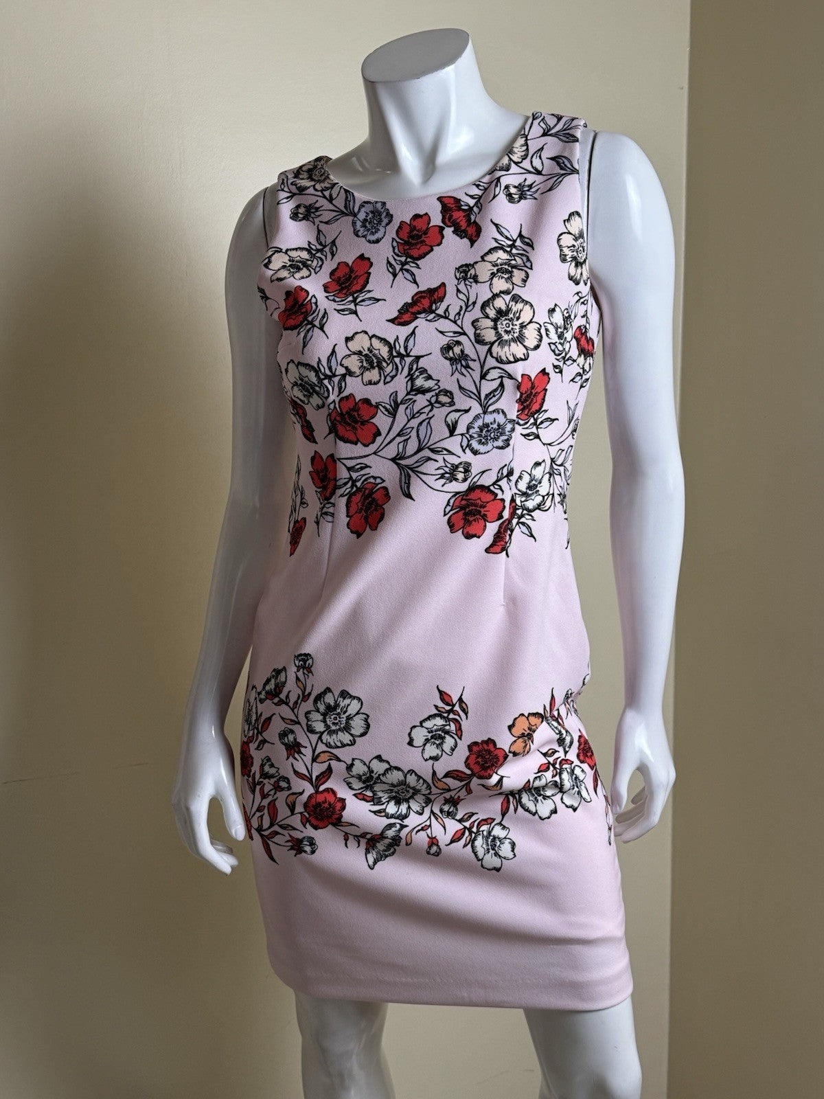 $88 Premise Dresses Women’s Pink Floral Dress Sz S.    (B.176)