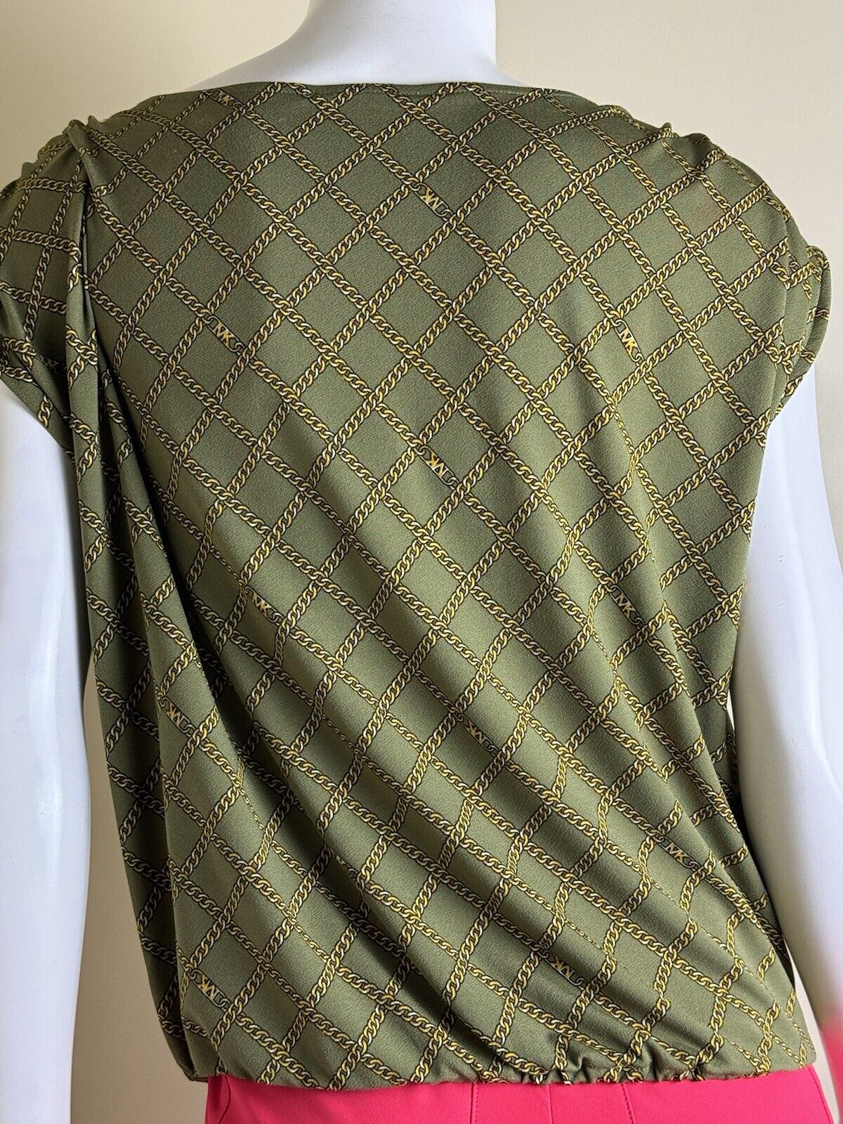 $98 Michael Kors Women’s Top Green Blouse Sz M. (B.53)