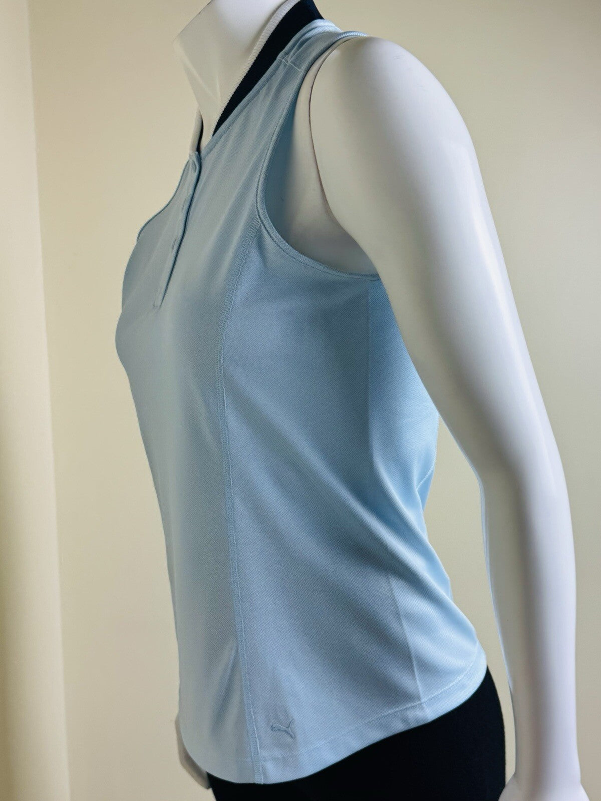Puma Women’s Golf Shirt Sleeveless Sz S (B.129/3)