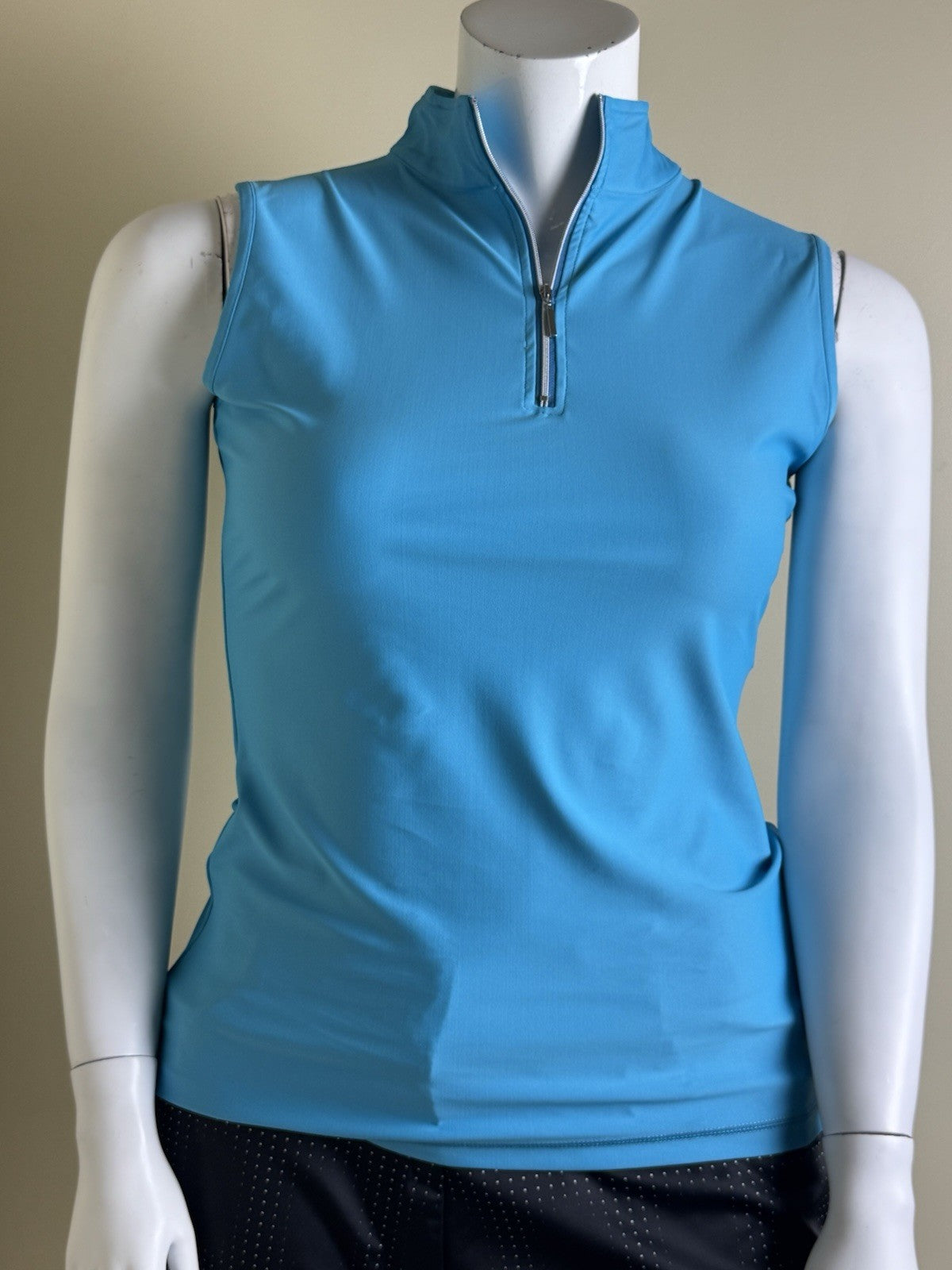 Skea Women’s Sleeveless Golf Shirt Sz XL    (B.160)