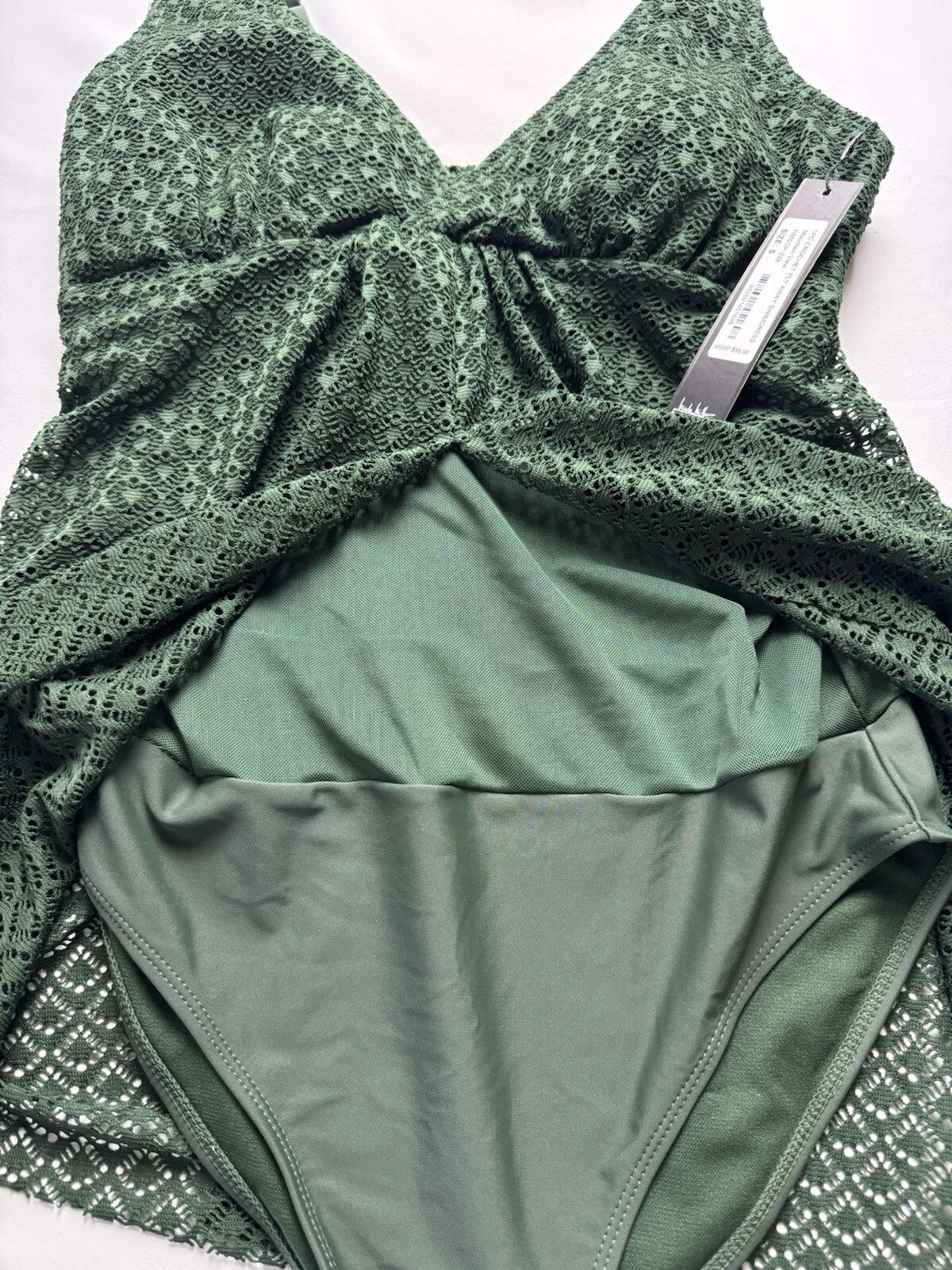 $98 Nicole Miller 1 Pc Swimsuit Green Crochet Sz S Bathing suit (B.53)