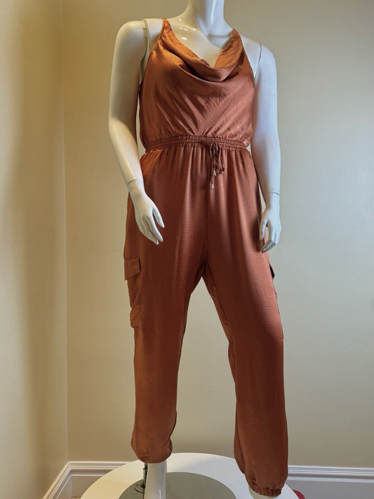 $99 Steve Madden Satin Cargo jumpsuit Size XL   (B.80)