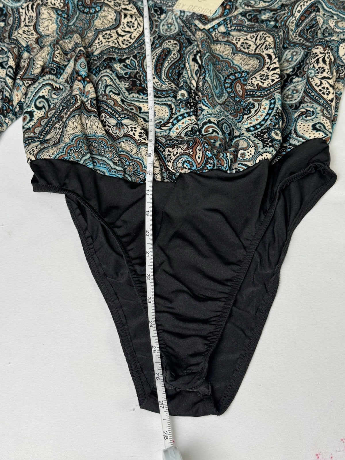 By Design Bodysuit Floral Long Sleeve Size L.      (B.184)