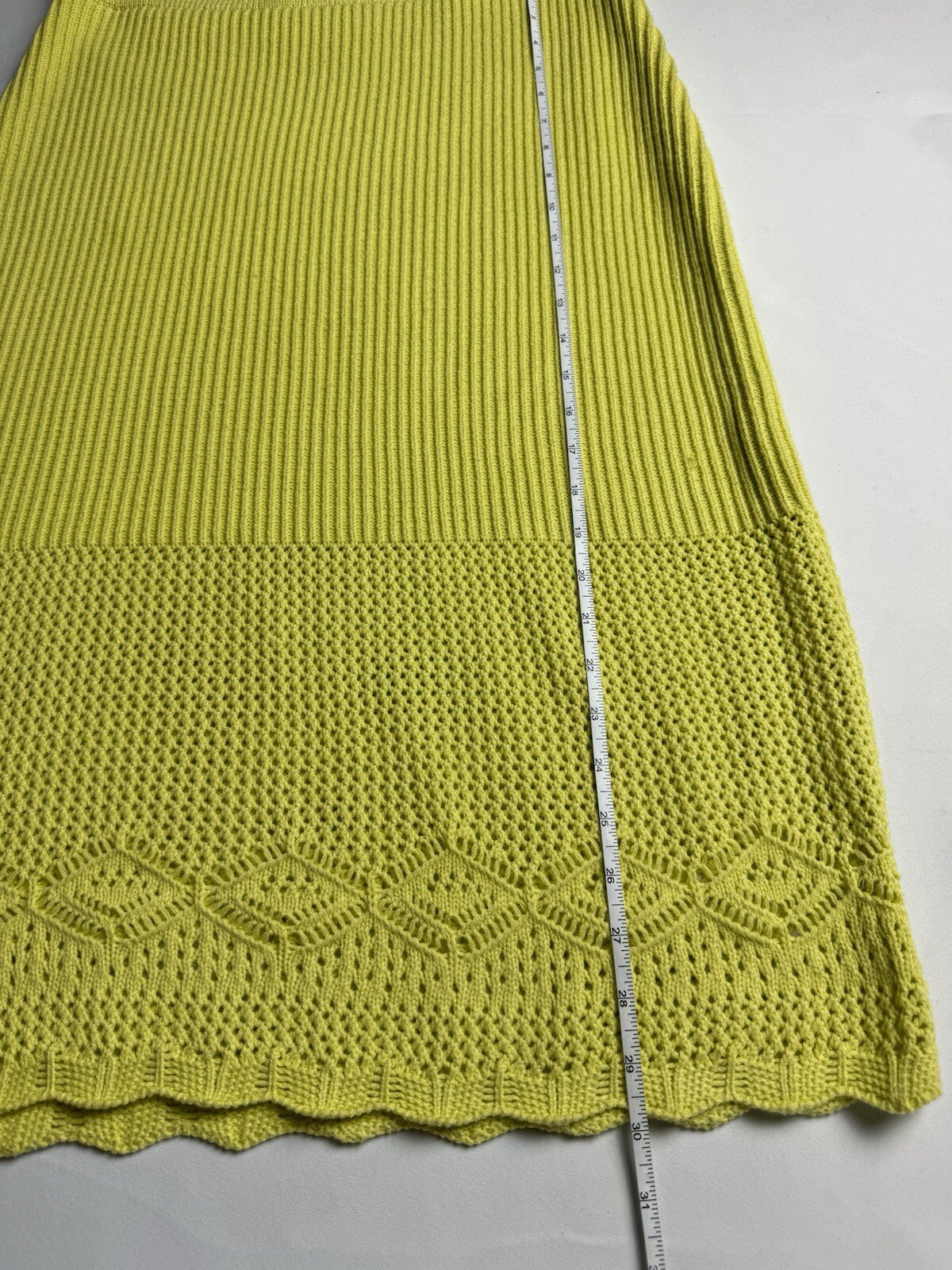 House of Harlow Women’s Knit Midi Skirt Sz L. (B.105)