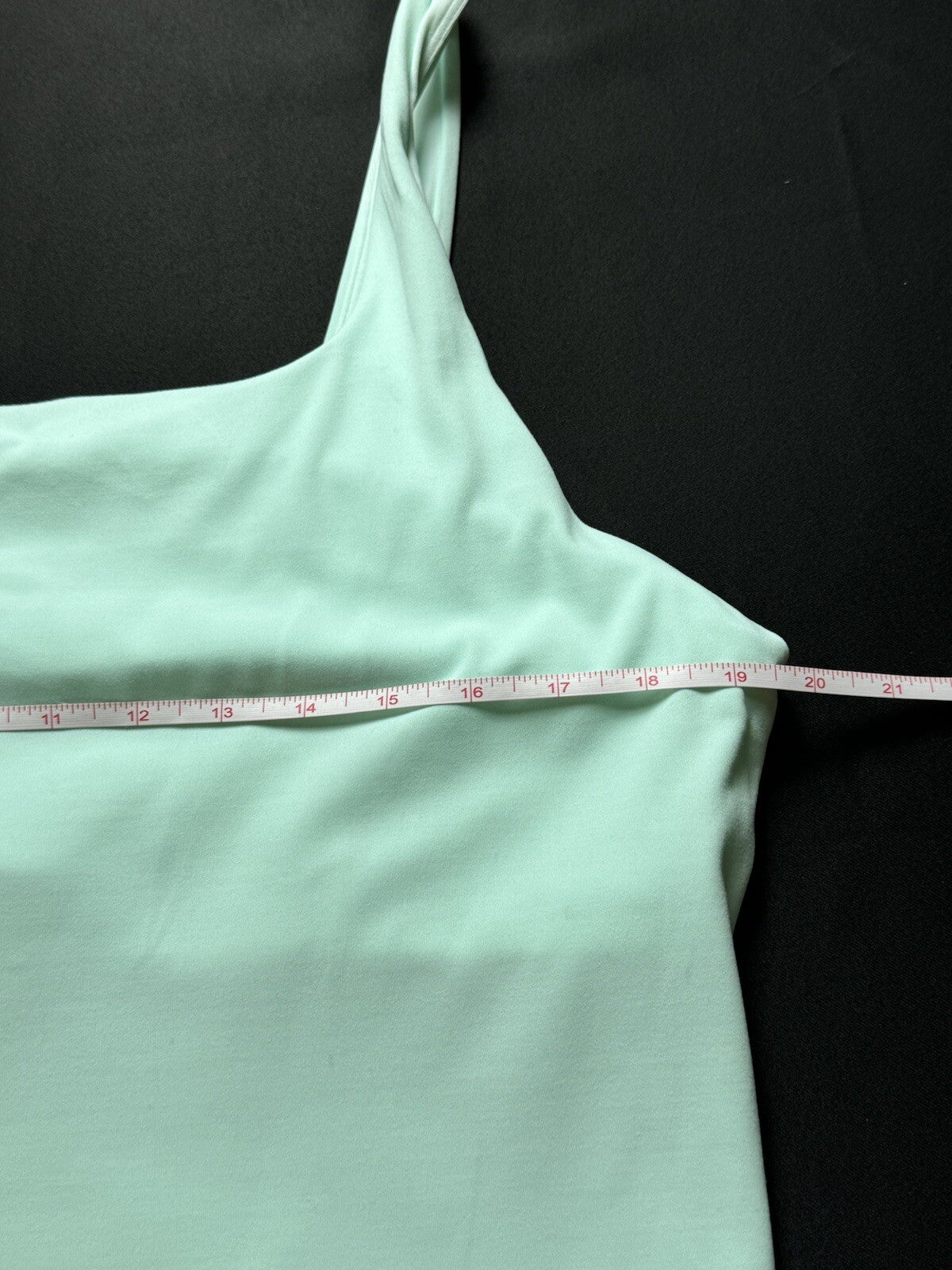 Nike YOGA Women’s Green Tank Top TRAINNG Sz 1X. (B.80)