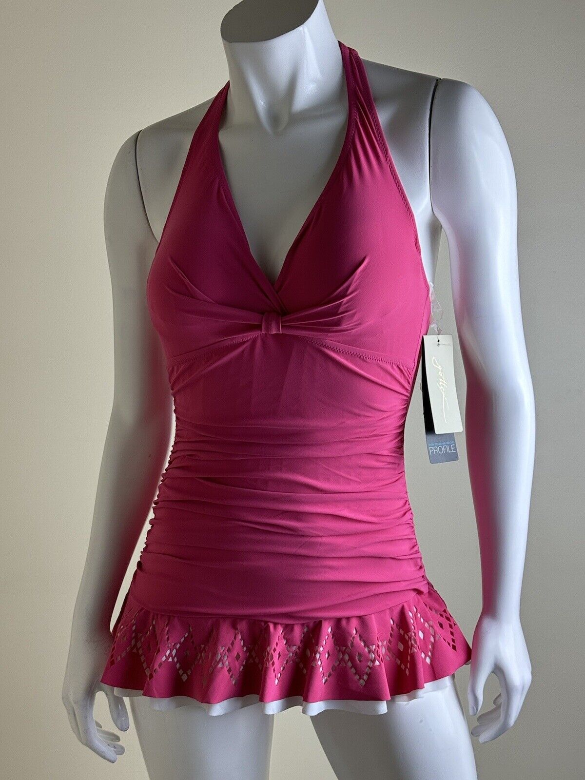 $168 Profile by Gottex Laser Cut Bandeau Swimdress Fuchsia One-Piece SZ 8. (73)