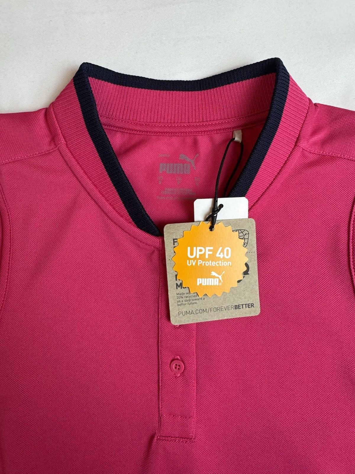 Puma Women’s Golf Shirt Sz S.   (B.167)