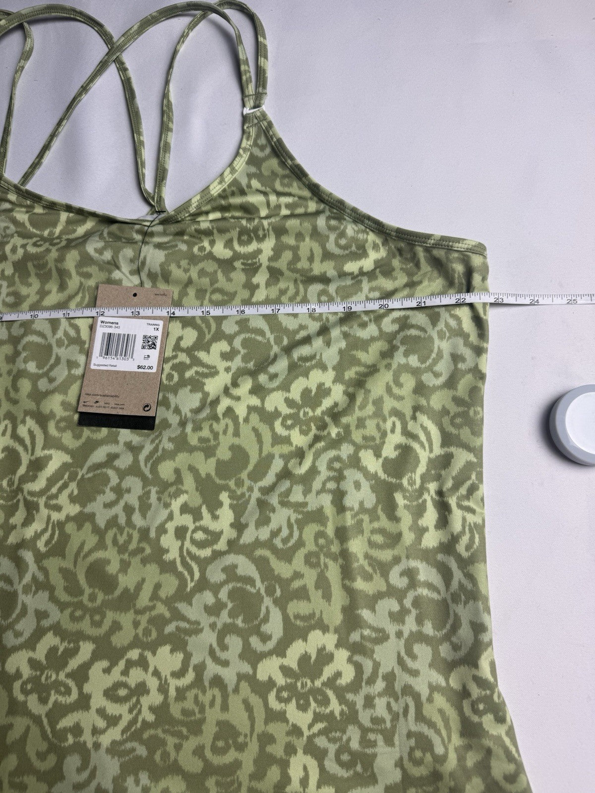 $62 Nike Women’s Green Tank Top TRAINNG Sz 1X.      (B.151)