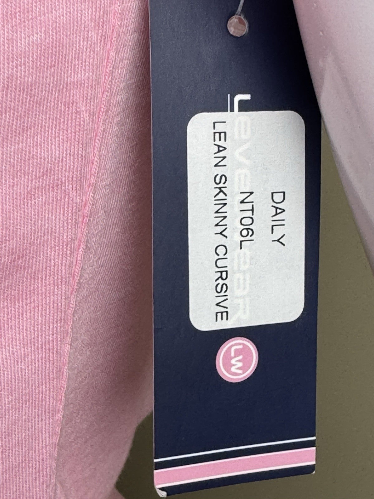 LeverWear Women's Golf shirt Pink Sz M   (B.156)