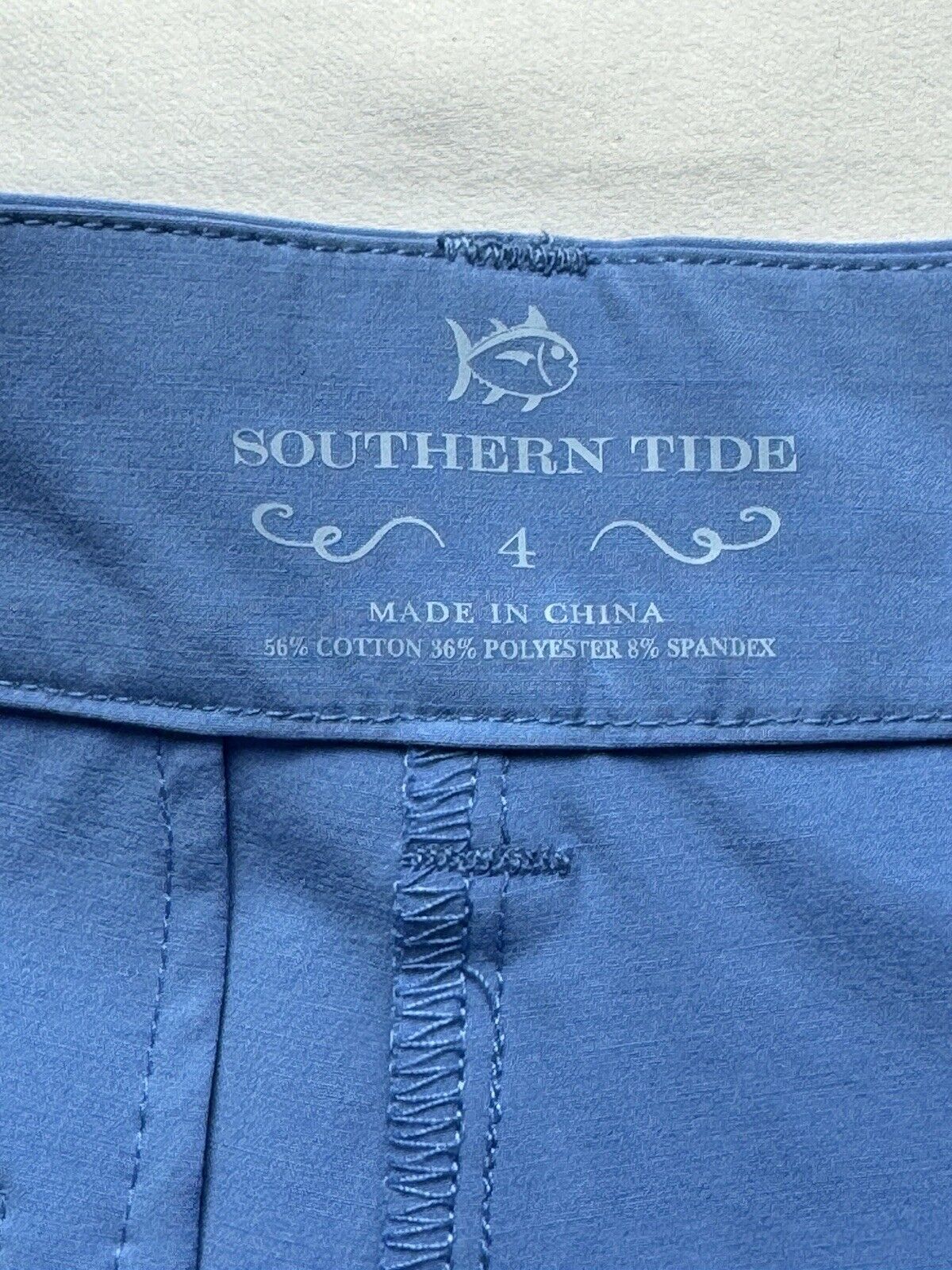 Southern Tide Women’s Performance Shorts Blue Size 4