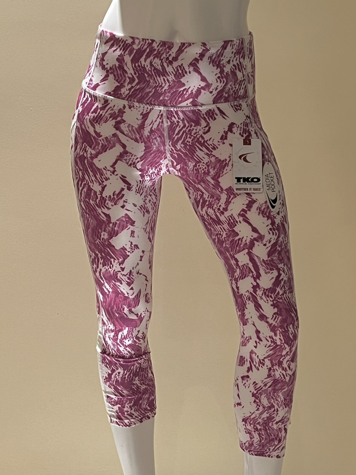 TKO Technical Knockout Women’s Size S Yoga Pants Leggings Media Pocket