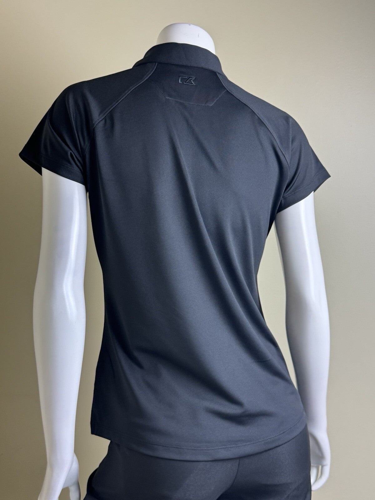 Cutter and Buck Women’s Short Sleeve Polo Shirt Size M (B.136)