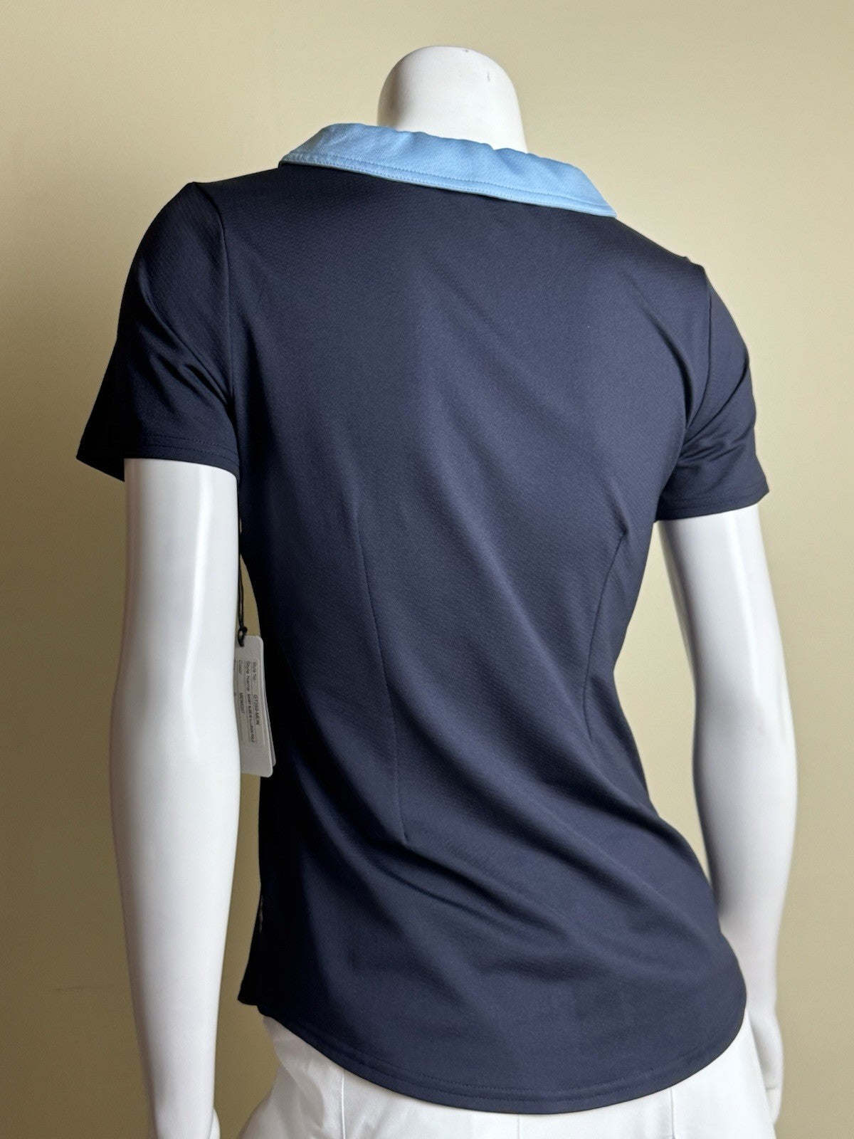JOFIT Women's Golf Shirt Size S.   (B.182)