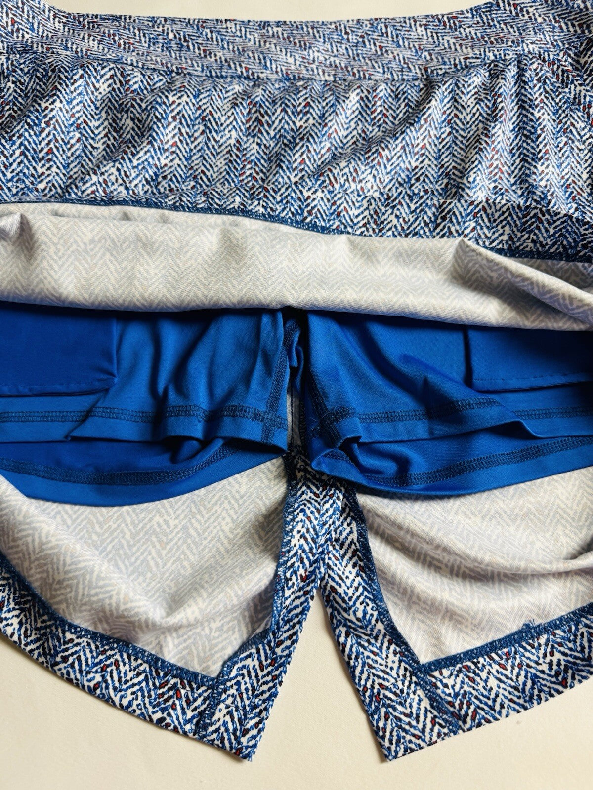 CHASE 54 Women’s Golf Skort Skirt Sz 14.   (B.125)