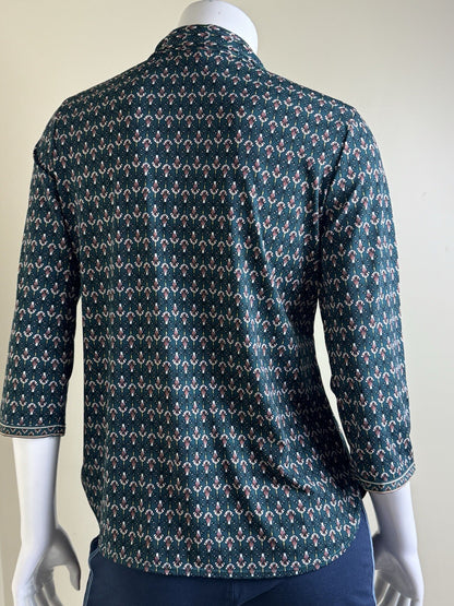 $88 Max Studio Women’s Long Sleeve Top Size MP.  (B.120)
