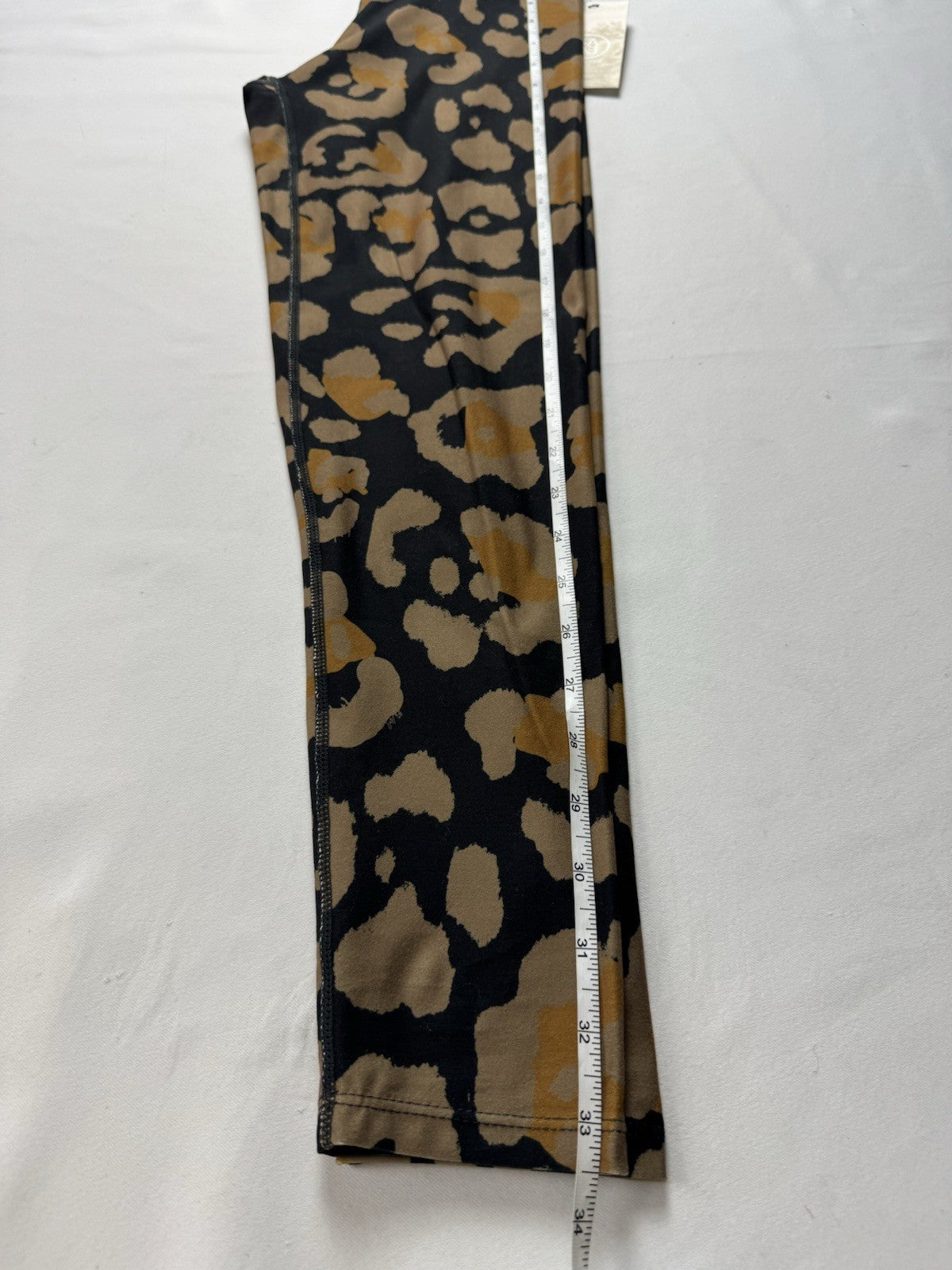 $65 SAGE COLLECTIVE High-Rise Leggings Jungle Cat Size S.  (B.156)