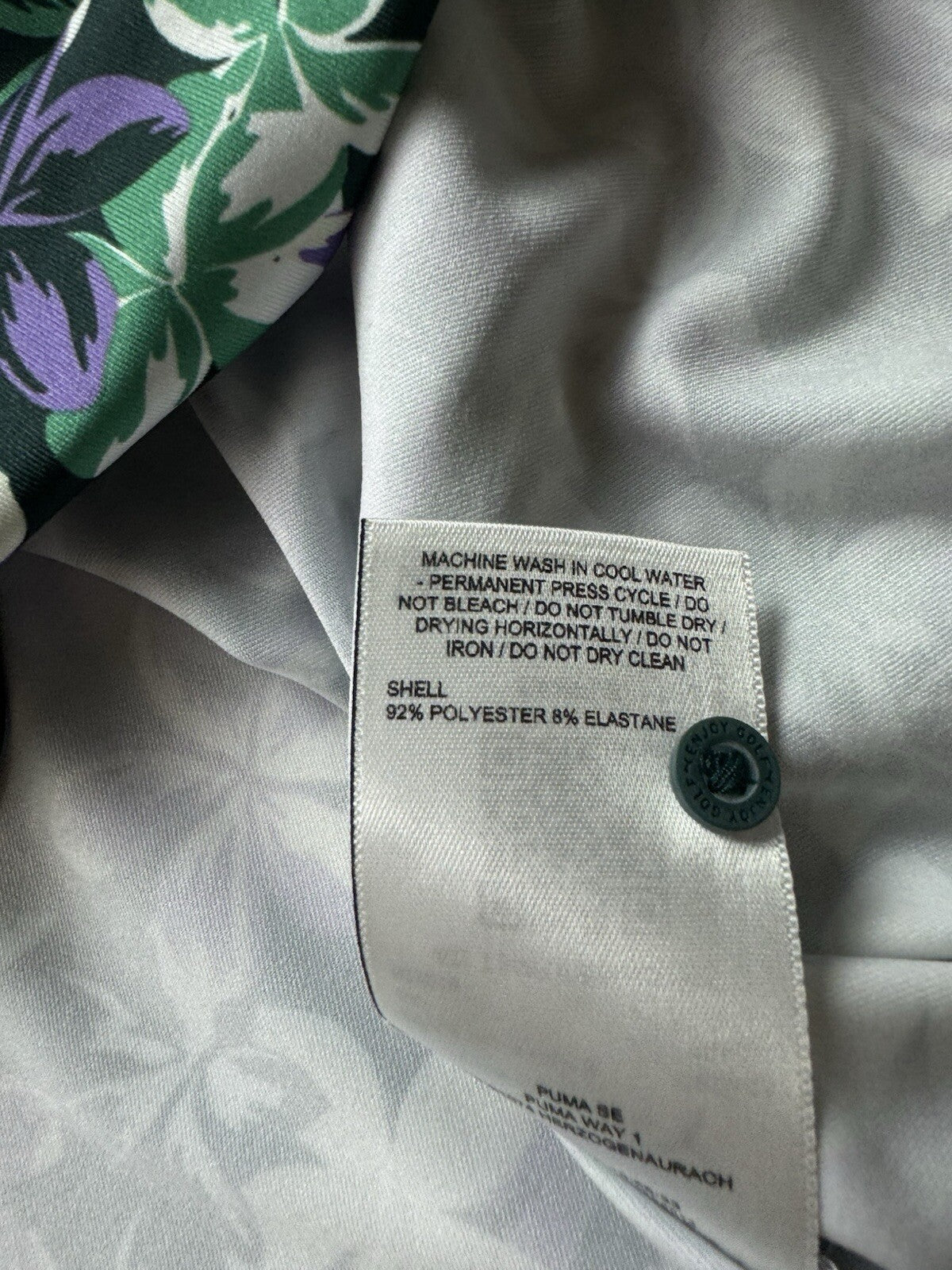 Puma Women’s Golf Shirt Sz S.   (B.192/8)