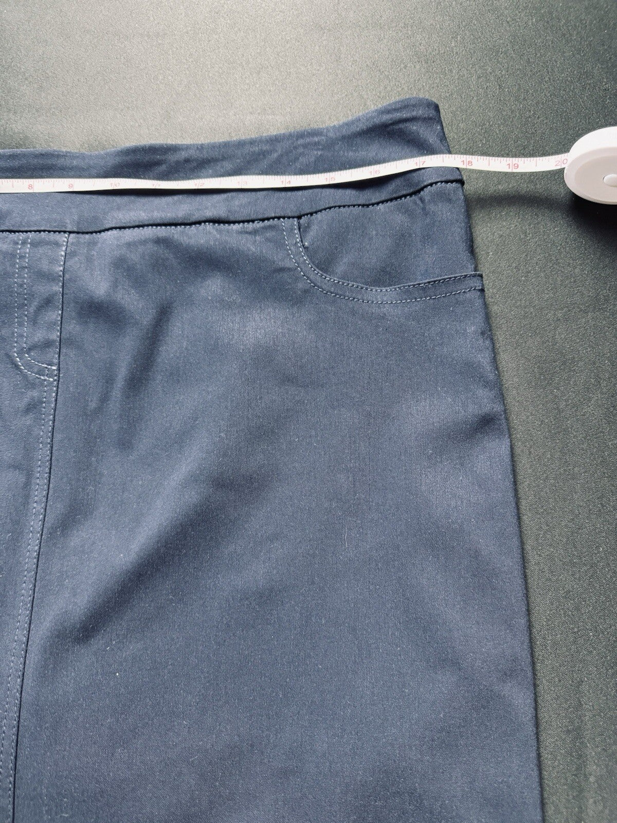 Slim Sation Women’s Golf Skirts Skort Size 12 Navy. (B.84)