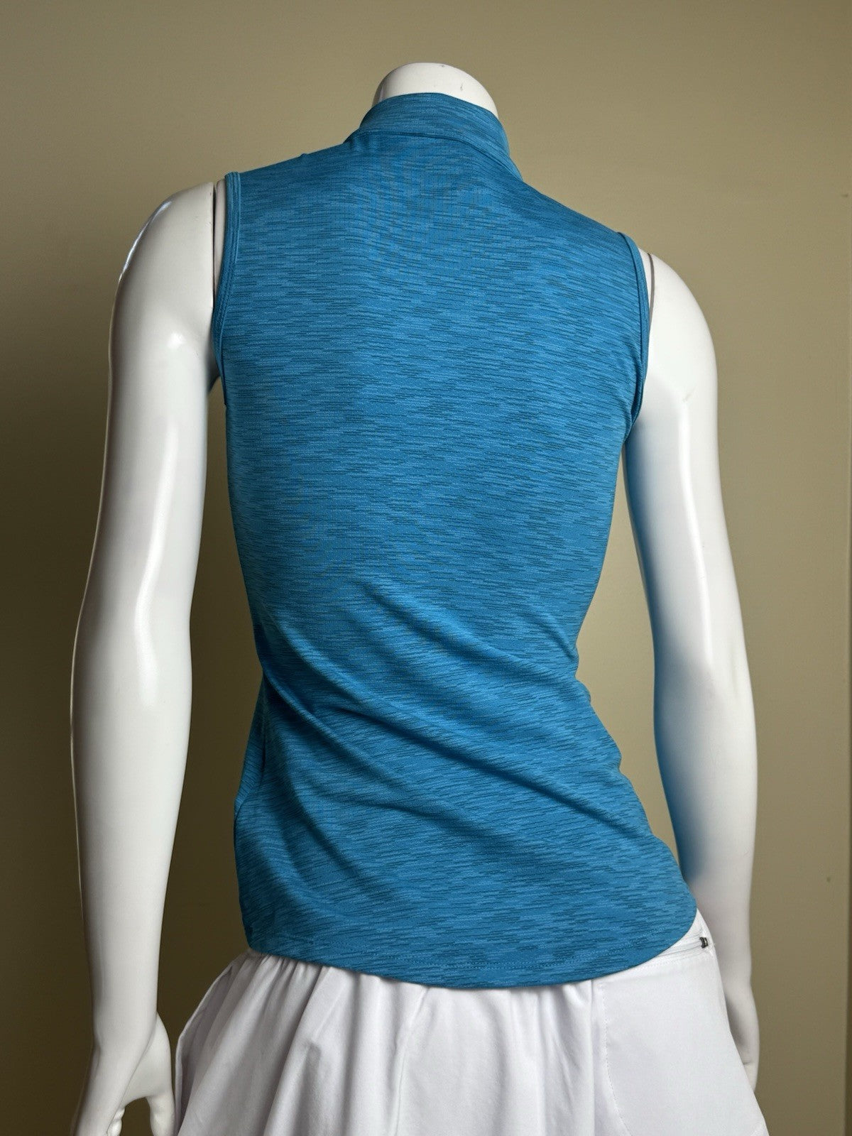 Adidas Women’s Golf Shirt Sz XS    (B.188)